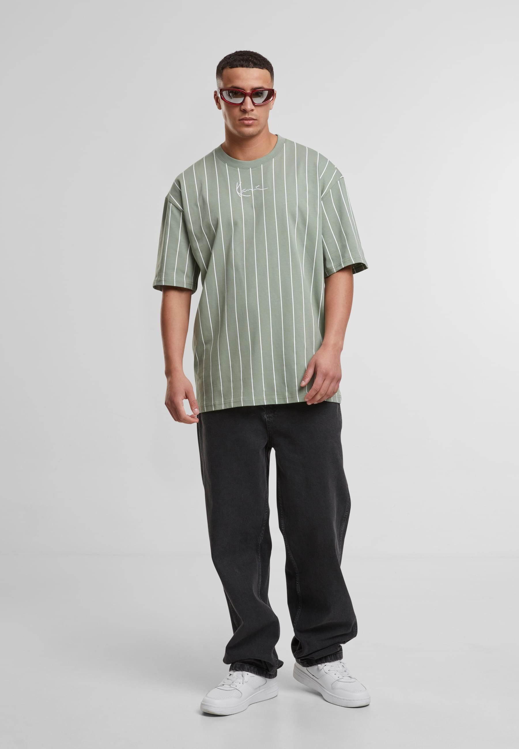 Karl Kani T-Shirt »Karl Kani Small Signature Essential Pinstripe Tee«, (1 tlg.)