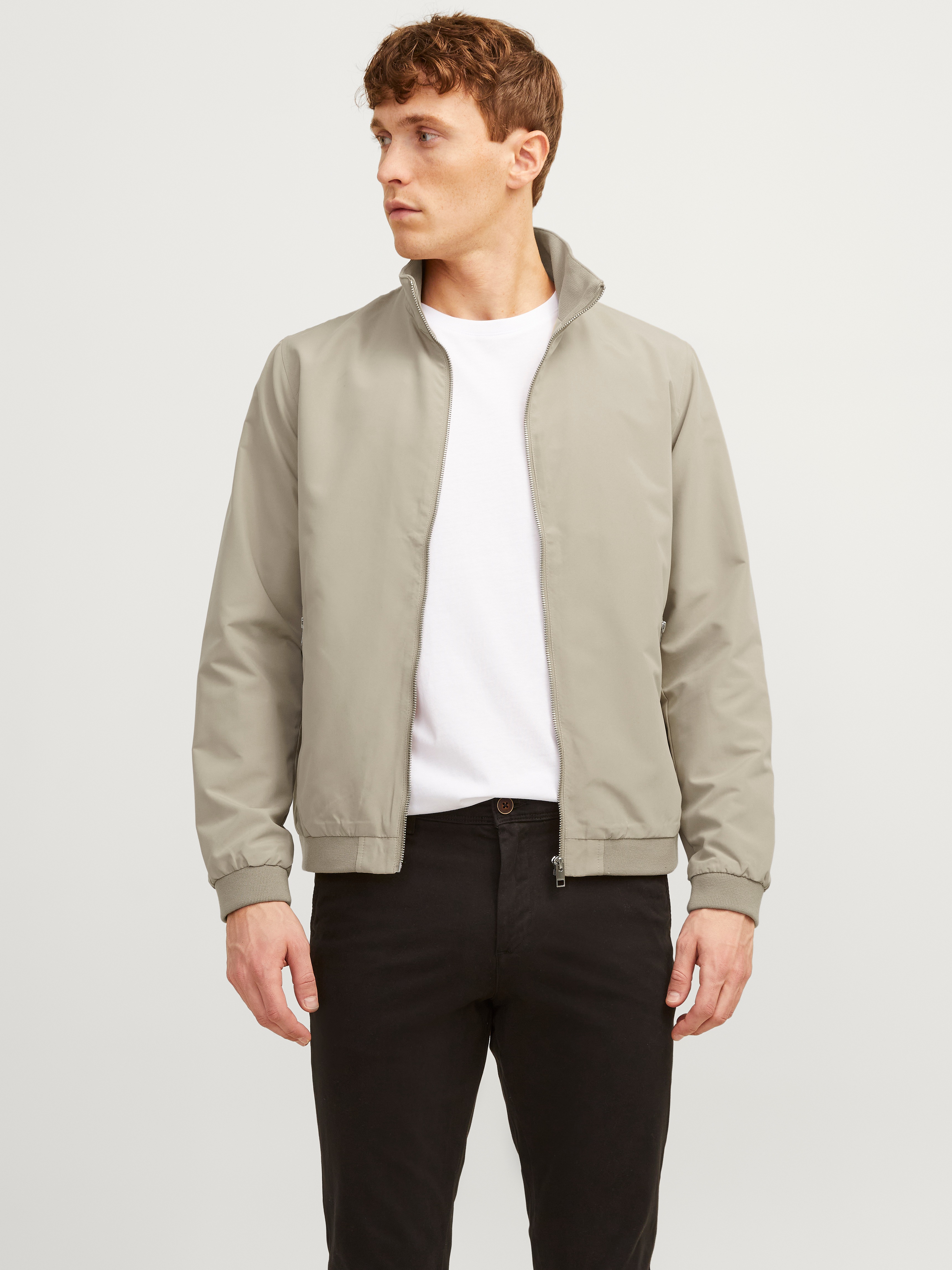 Thumbnail - Jack & Jones Blouson "JJERUSH Stylisch, funktional, ideal für Herbst, pflegeleicht" ohne Kapuze mit stylischem Stehkrage...