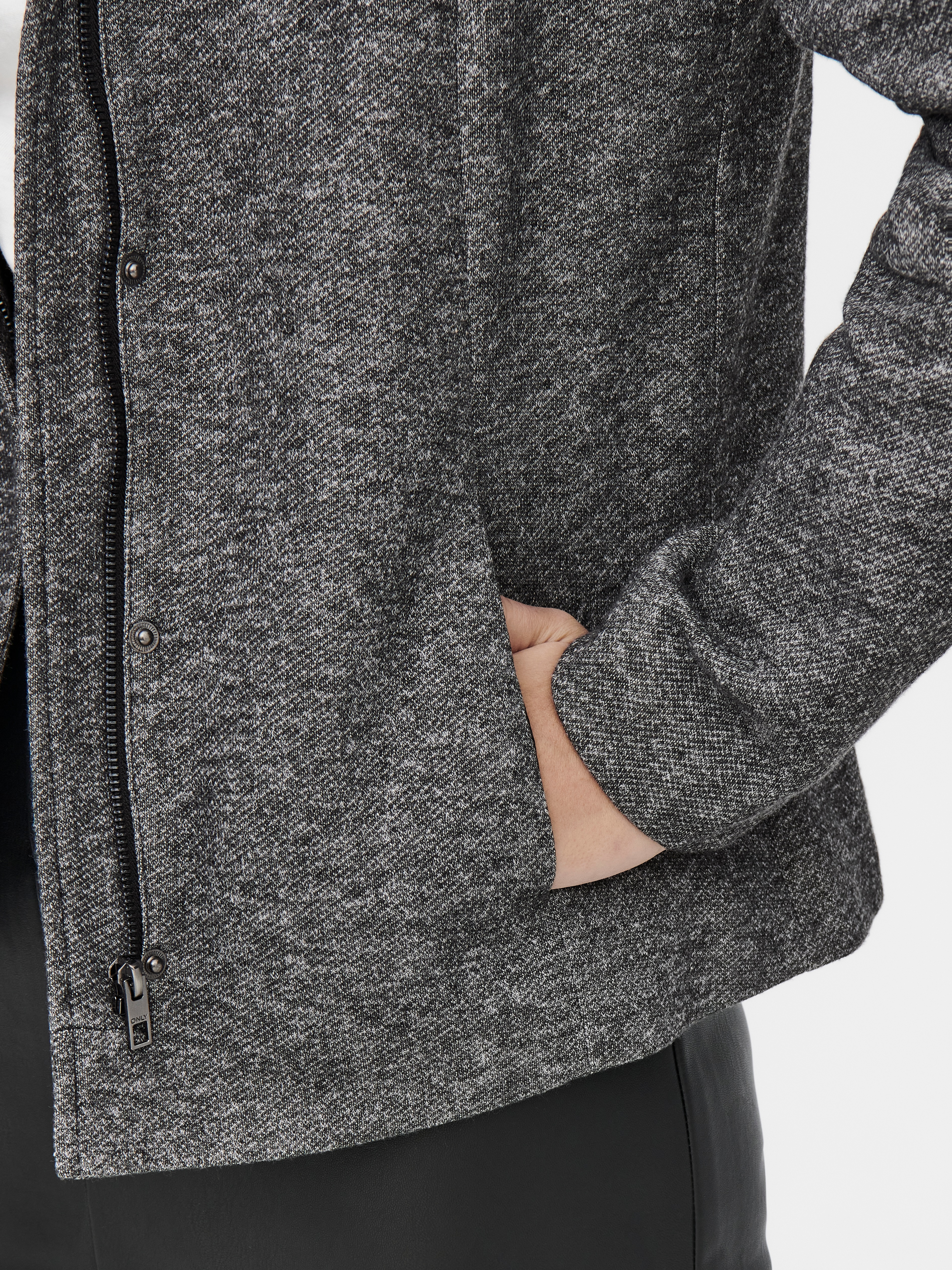 Thumbnail - ONLY Kurzjacke "ONLSEDONA LIGHT SHORT JACKET" mit Kapuze