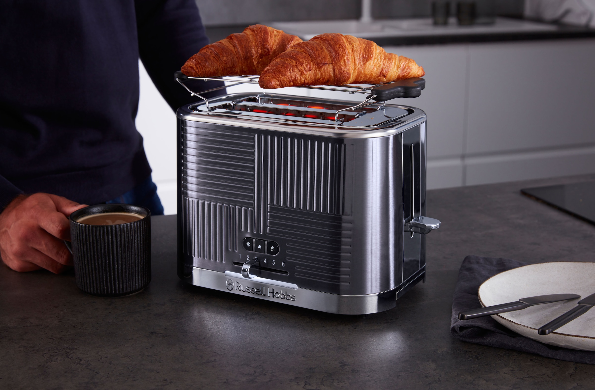 RUSSELL HOBBS Toaster »Geo Steel 25250-56«, 2 kurze Schlitze, 1640 W