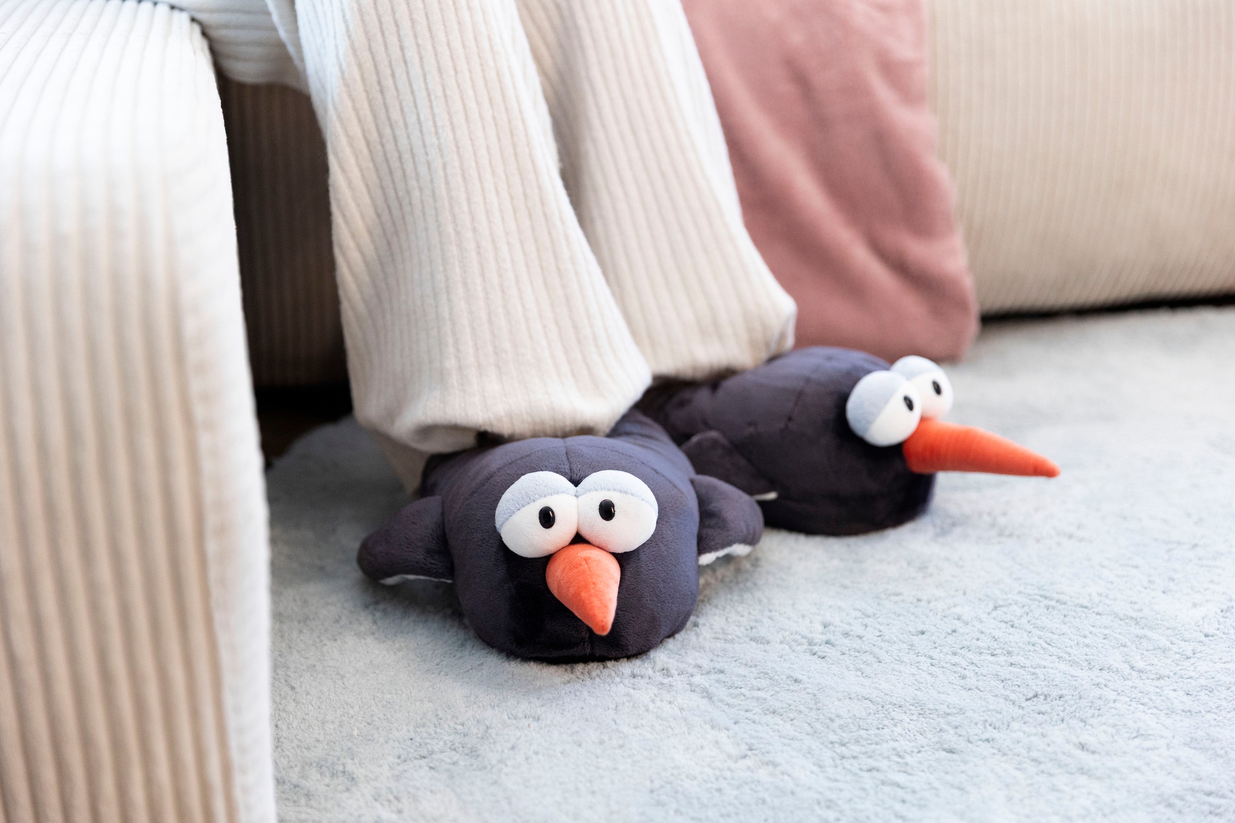 Nici Plüsch Hausschuhe »Pinguin Jorge Thunder«