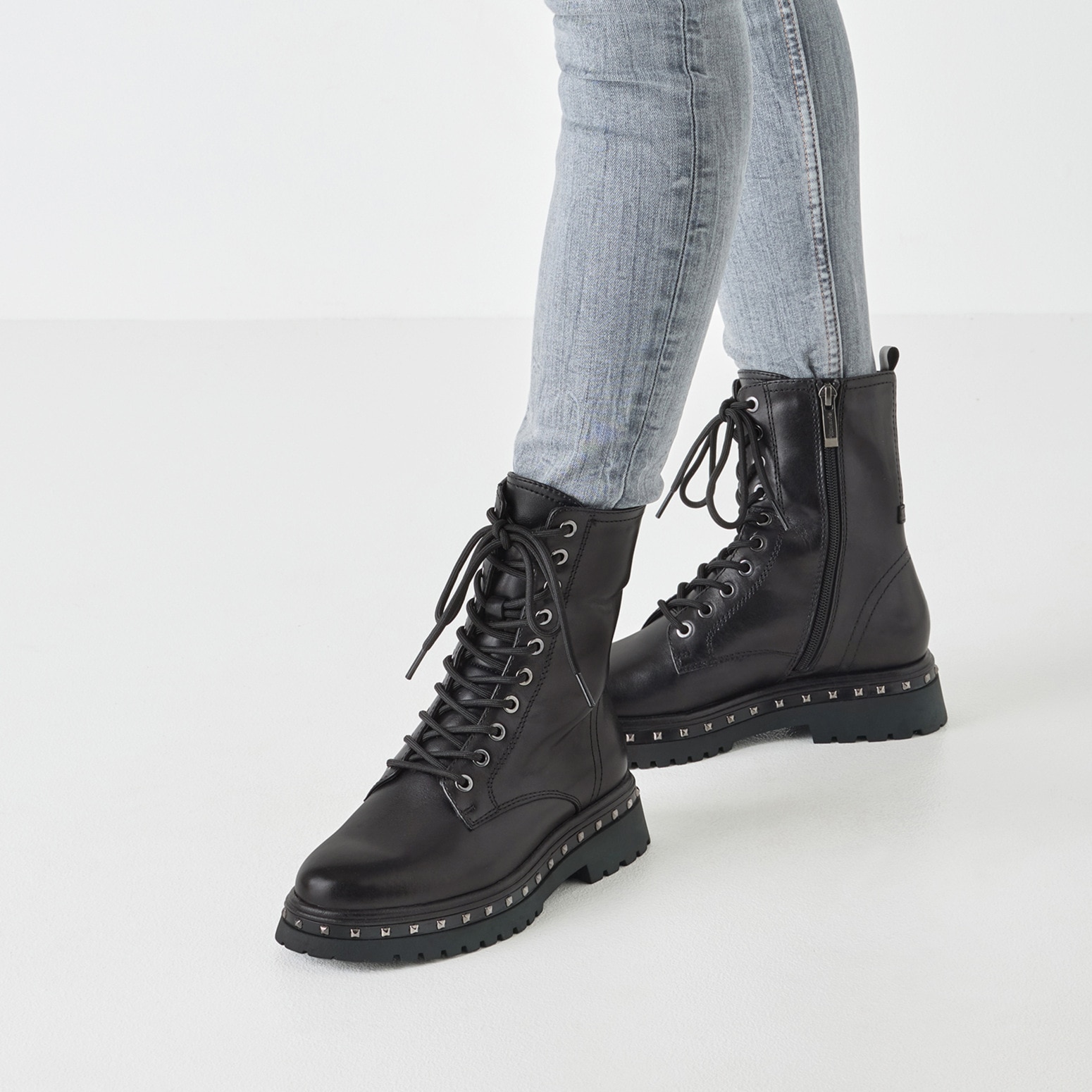 Tamaris Schnürboots, Blockabsatz, Plateau, Schnürstiefelette mit Nieten am Sohlenrand