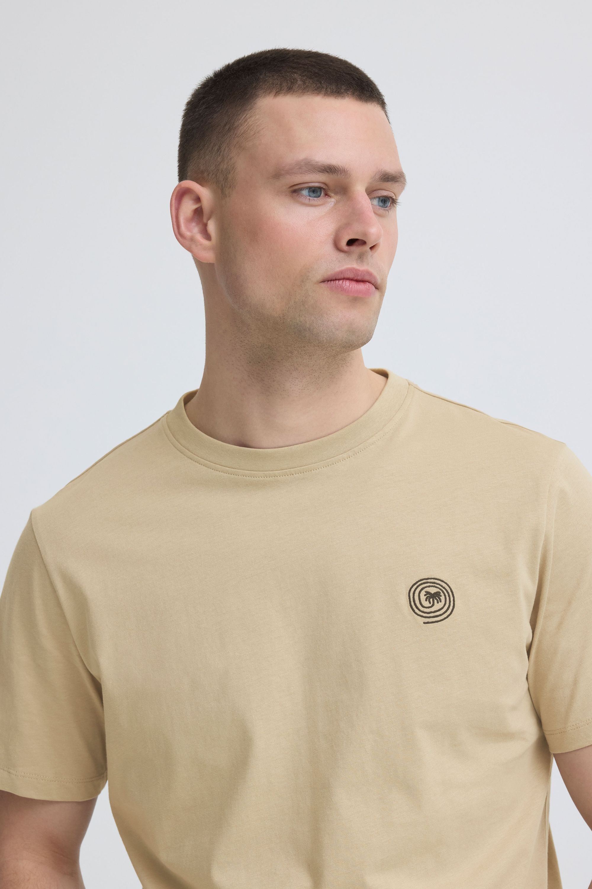 Blend Rundhalsshirt »BHKamil« Klassisches T-Shirt mit Rundhalsausschnitt