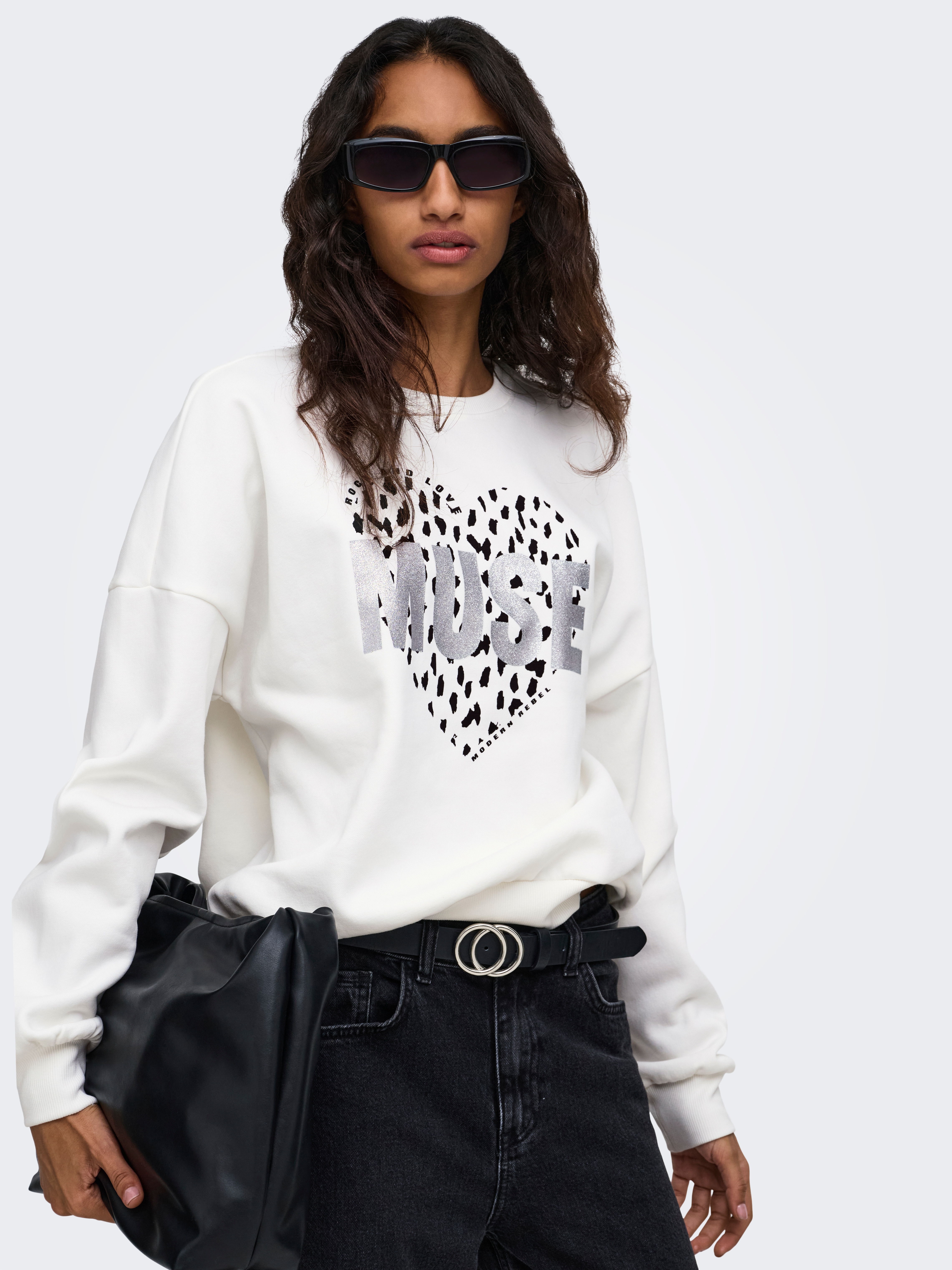ONLY Sweatshirt "ONLTAMMIE L/S LEO PRINT O-NECK SWT", Baumwollmischung, regular fit