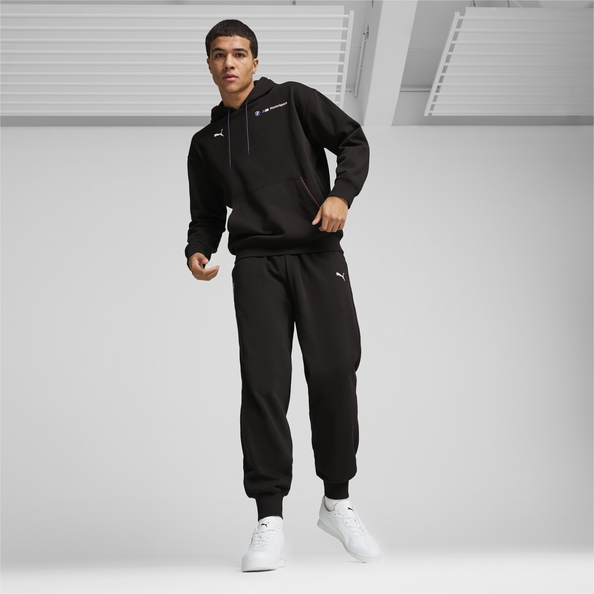 PUMA Sporthose »BMW M Motorsport ESS+ Fleece-Hose Herren«