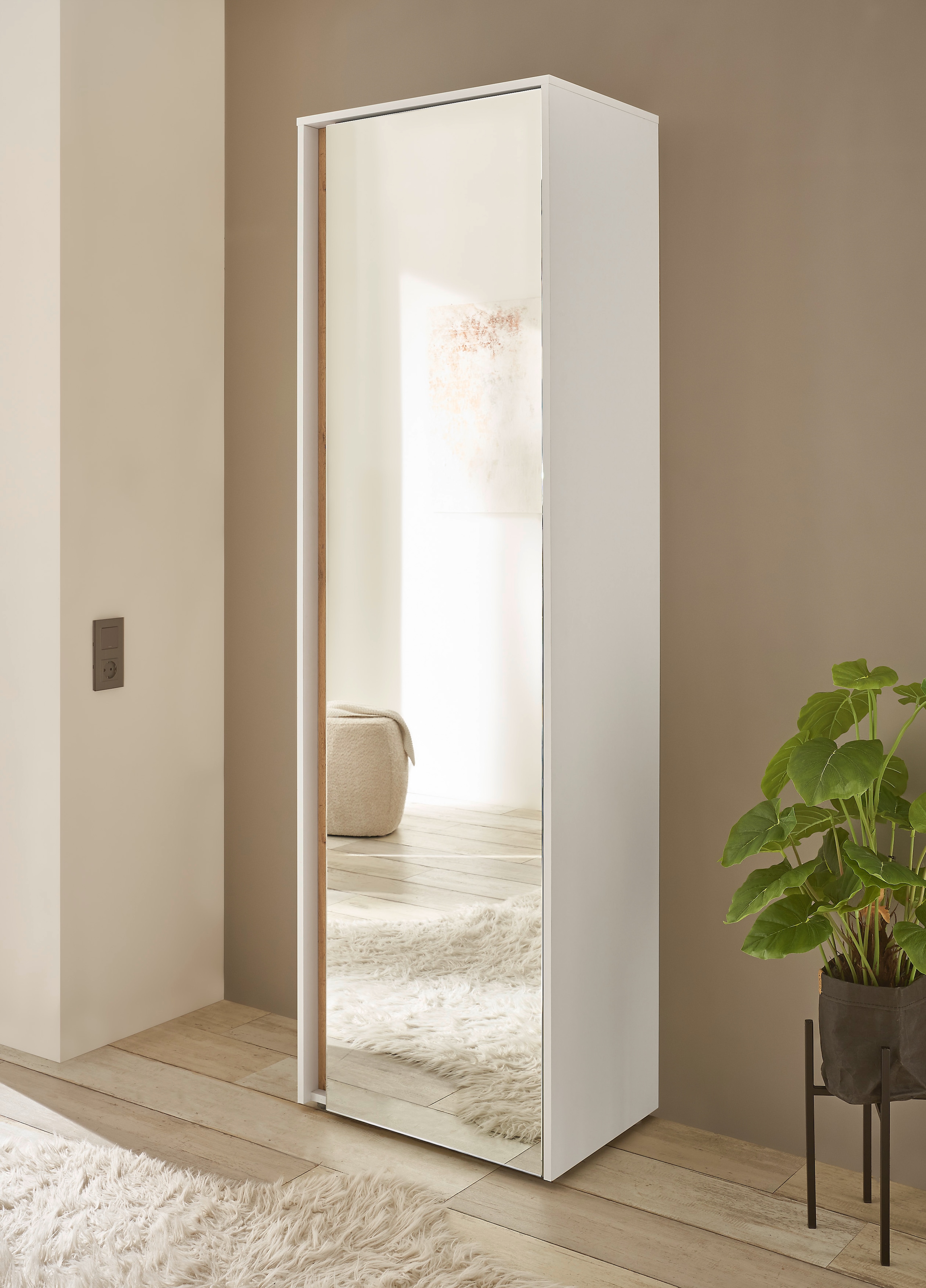Home affaire "GiRON/CiTY, moderner Garderobenschrank, Kleiderschrank mit Stauraum" Spiegeltür, Teleskopauszug, Tür beidseitig montierbar, 60 cm breit