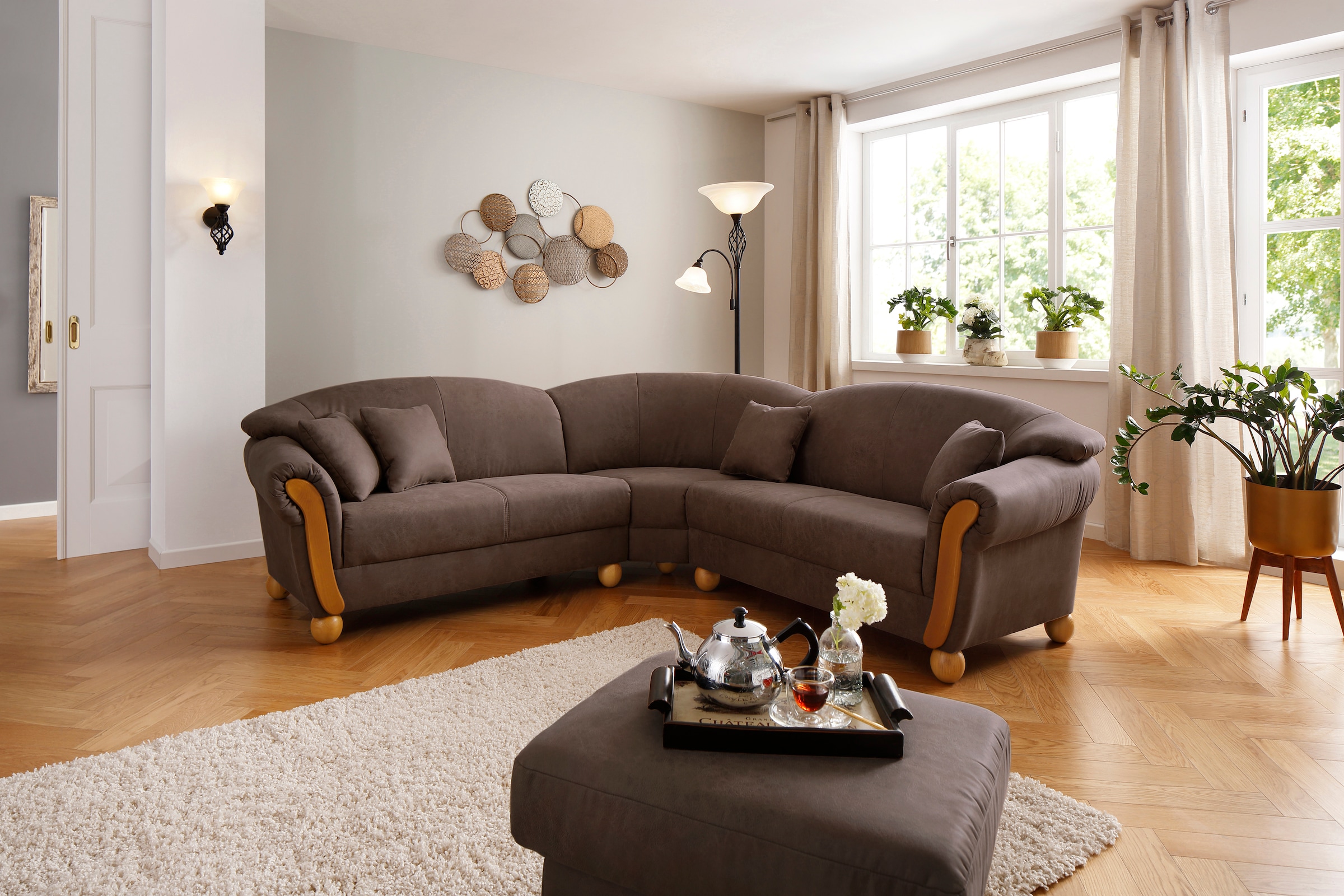 Home affaire Ecksofa "Milano Vintage, 233x233cm gleichschenklig, bequem, Federkern, L-Form" mit Federkern, Bezug in Lederoptik, incl. 4 Zierkissen