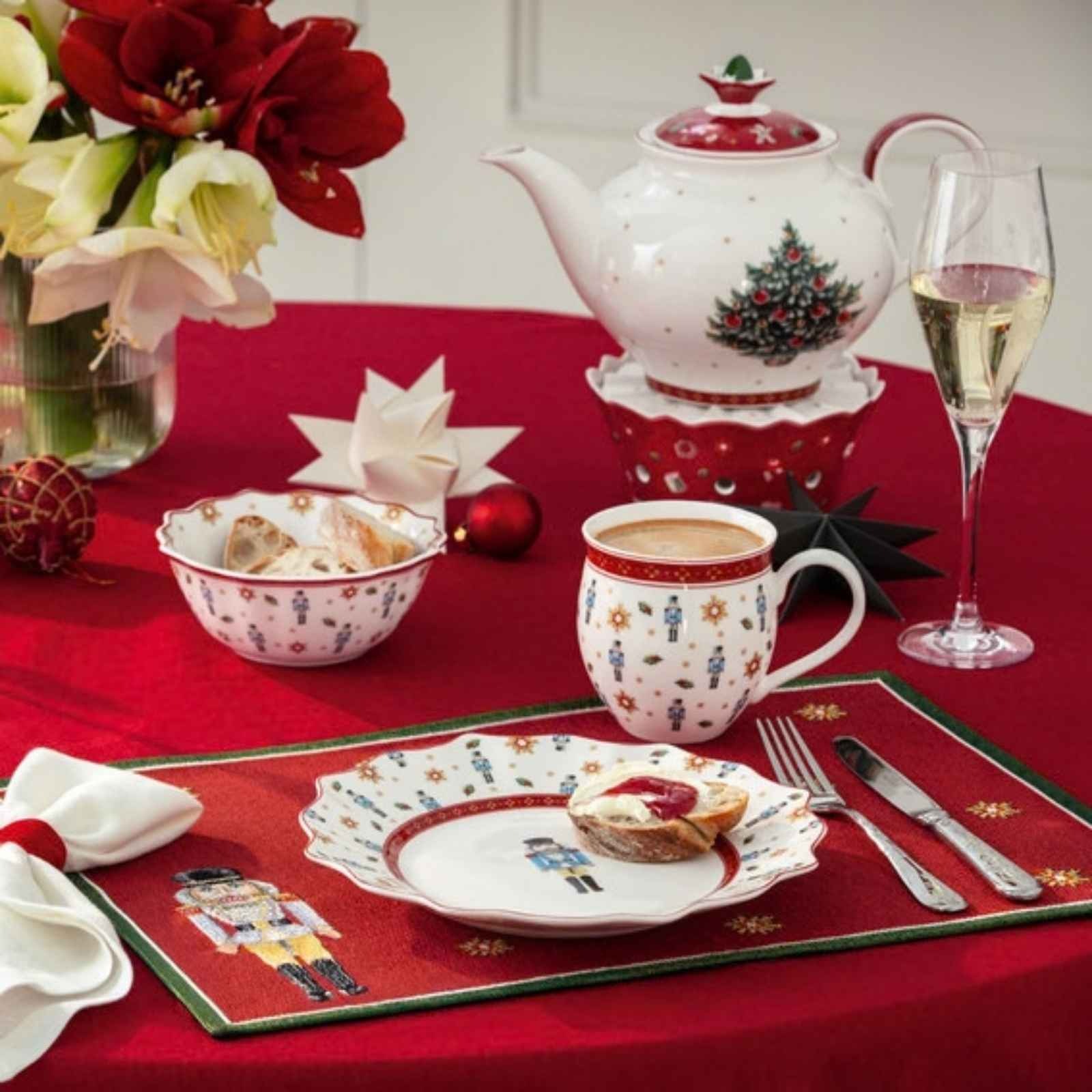Villeroy & Boch Teekanne »Kanne mit Stövchen Toy's Delight 2-tlg. bunt« 2 Stk. tlg. Handwäsche wird empfohlen