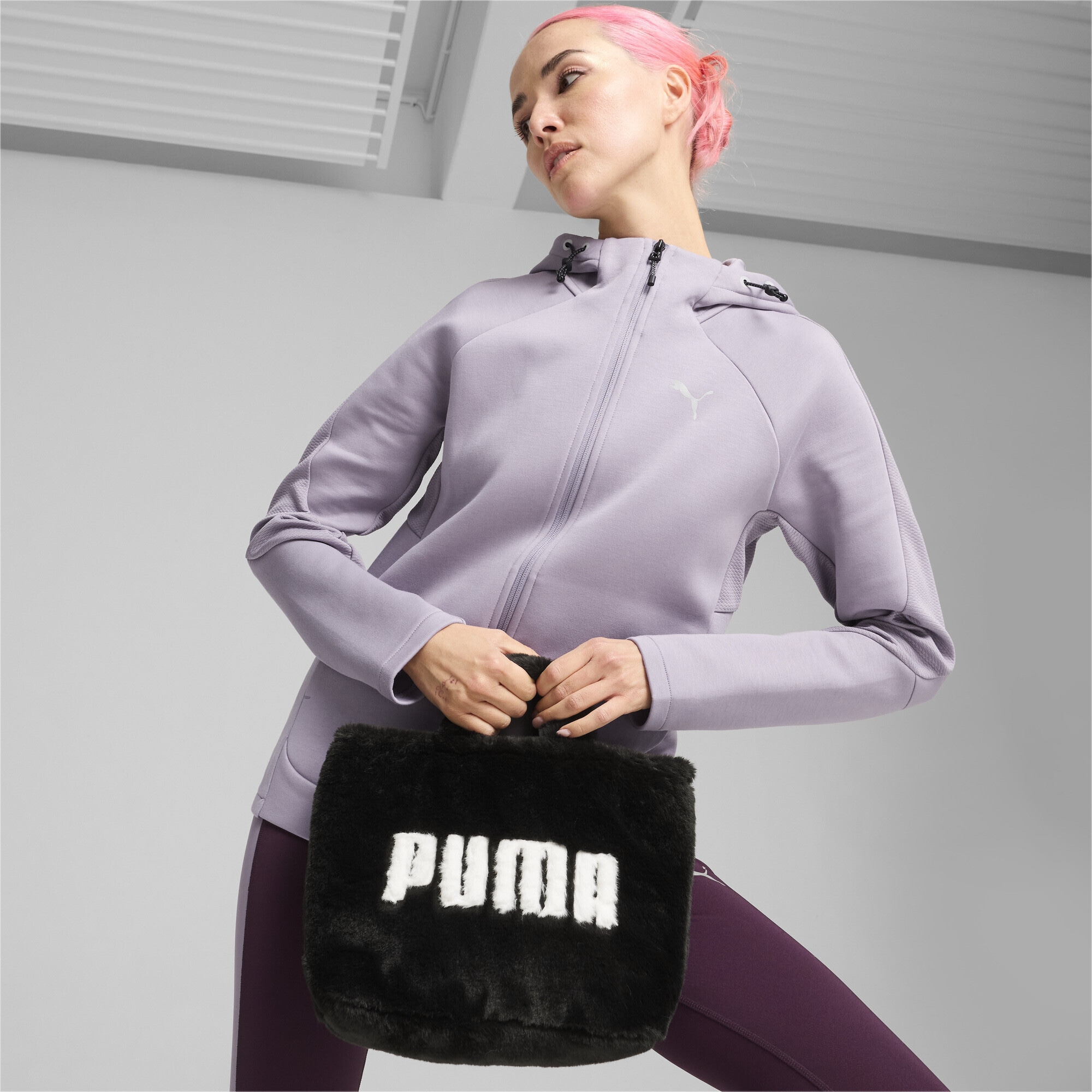 PUMA Tragetasche »Core Fur Kleine Tragetasche Damen«