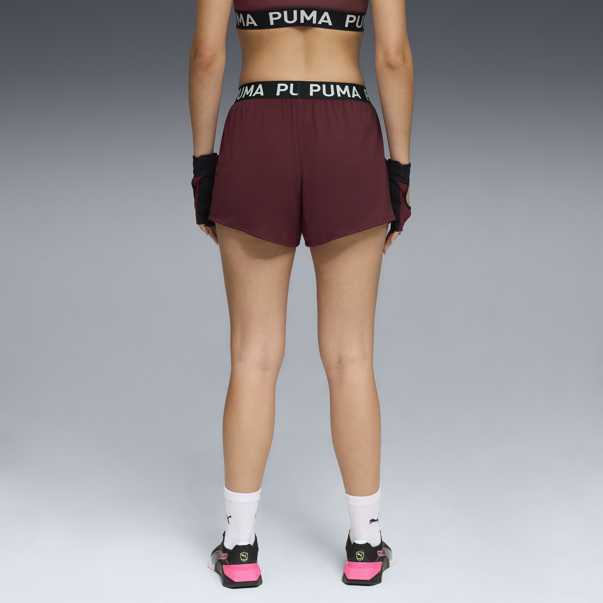 PUMA Trainingsshorts »PUMA STRONG 3" Gestrickte Shorts Damen«