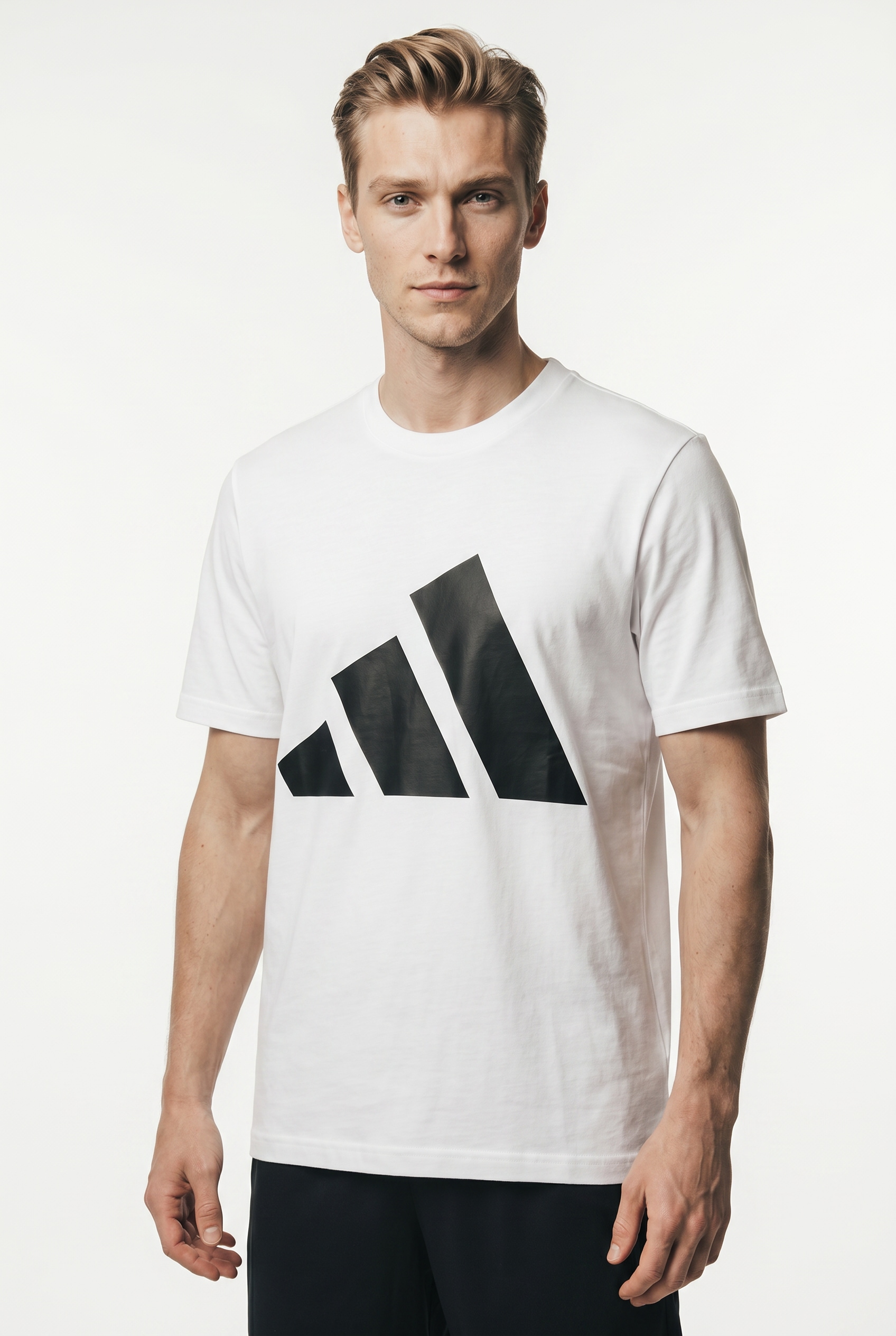 adidas Sportswear T-Shirt "ESSENTIALS BIG LOGO" klassische Silhouette, mit Rundhalsausschnitt