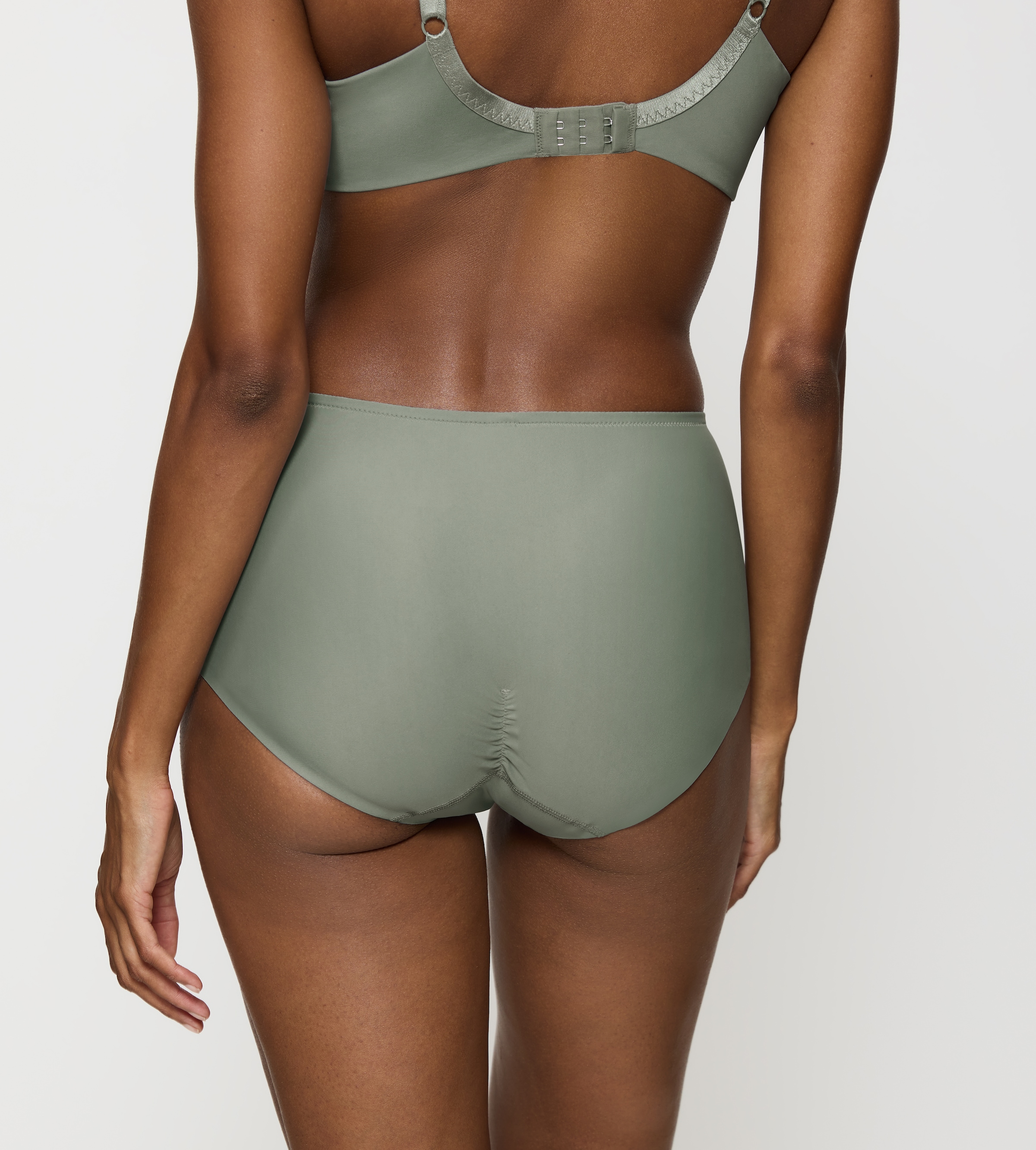 Triumph Shapingslip »True Shape Sensation T Maxi«, Mesh-Einsätze, flache Kanten