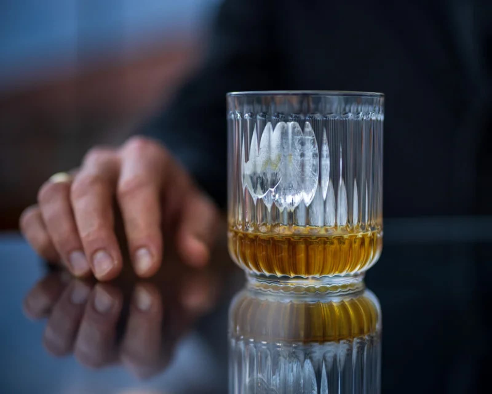 RIEDEL THE WINE GLASS COMPANY Whiskyglas »Double Rocks Gläser Bar Rituals 350 ml 2er Set transparent« Spülmaschinenfest