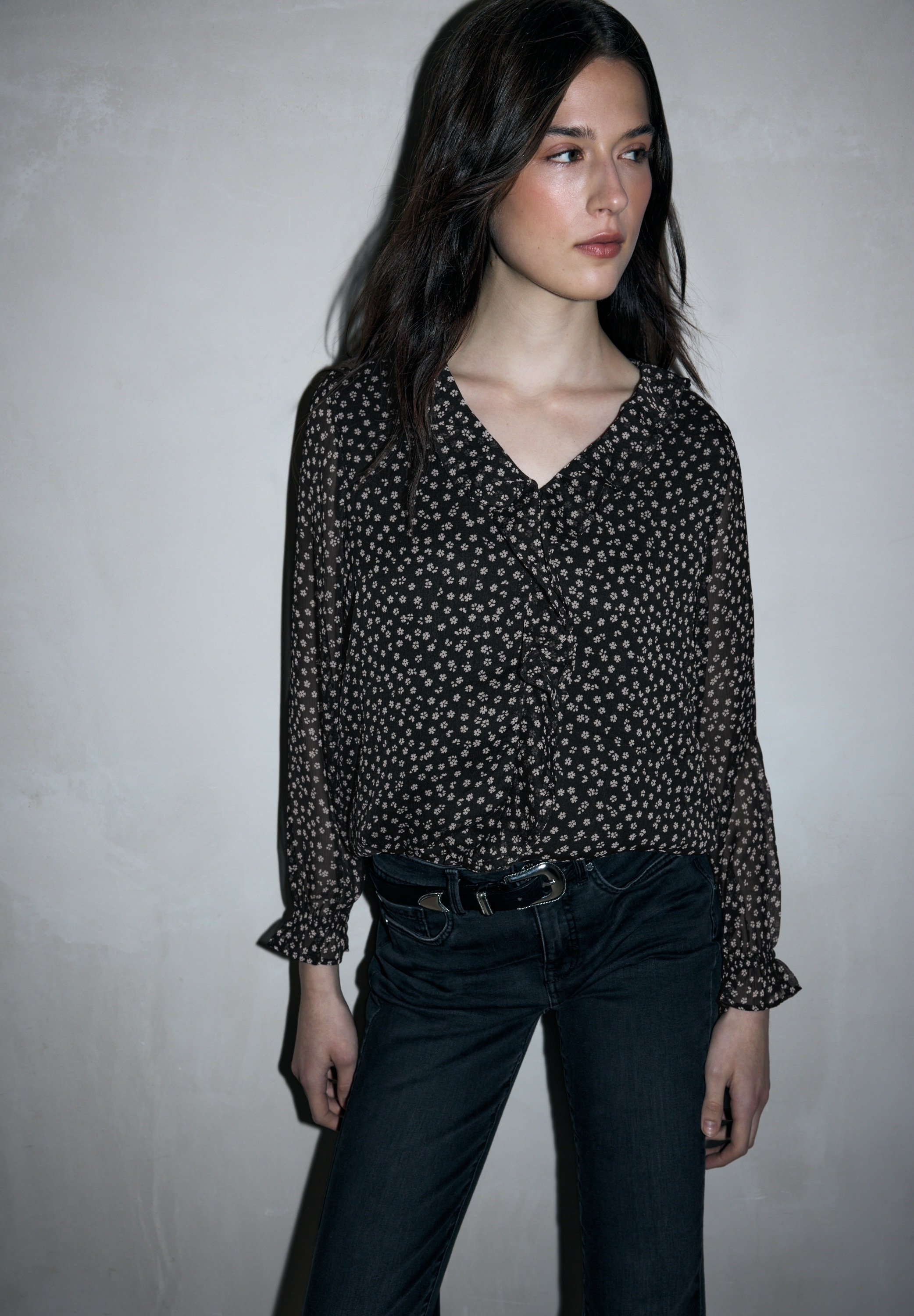 STREET ONE Chiffonbluse mit grafischem Muster