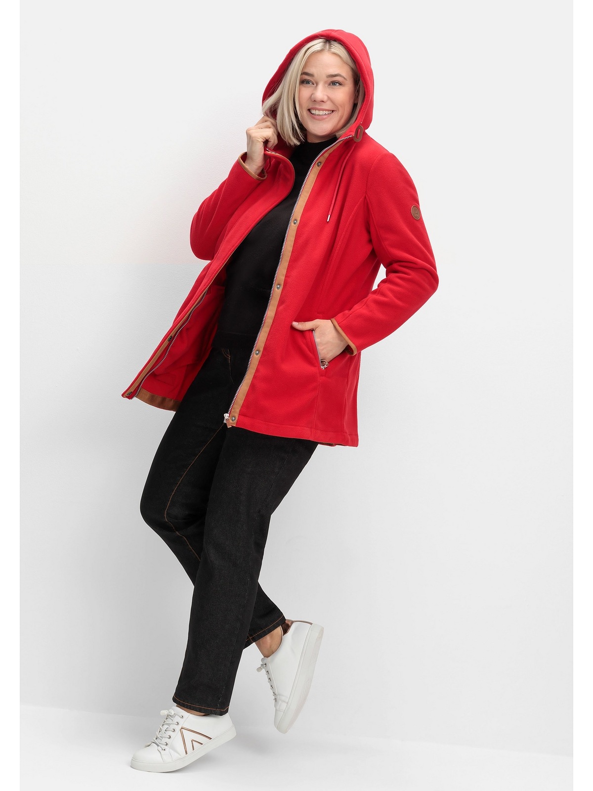 Sheego Fleecejacke »Große Größen«, mit Kapuze, mit Kontrastdetails und Kapuze