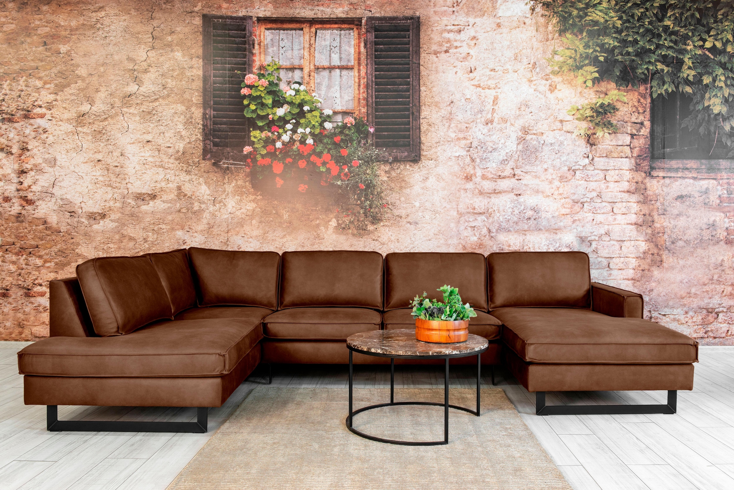 Places of Style Wohnlandschaft »Pinto, 350 cm, U-Form, XXL, mit Ottomanen«, Cord, Chenille, Lederoptik, mit Keder, Metallfüße, Wellenunterfederung