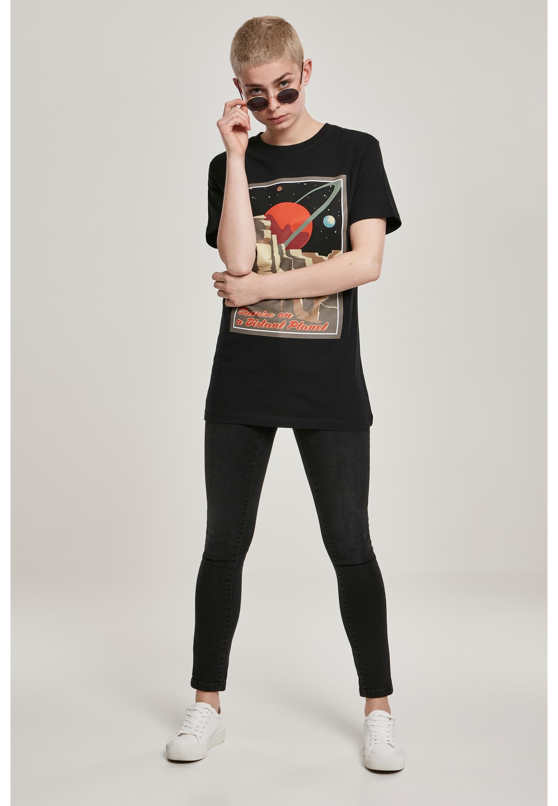 MisterTee Kurzarmshirt »MisterTee Damen Ladies Distant Planet Tee«, (1 tlg.)