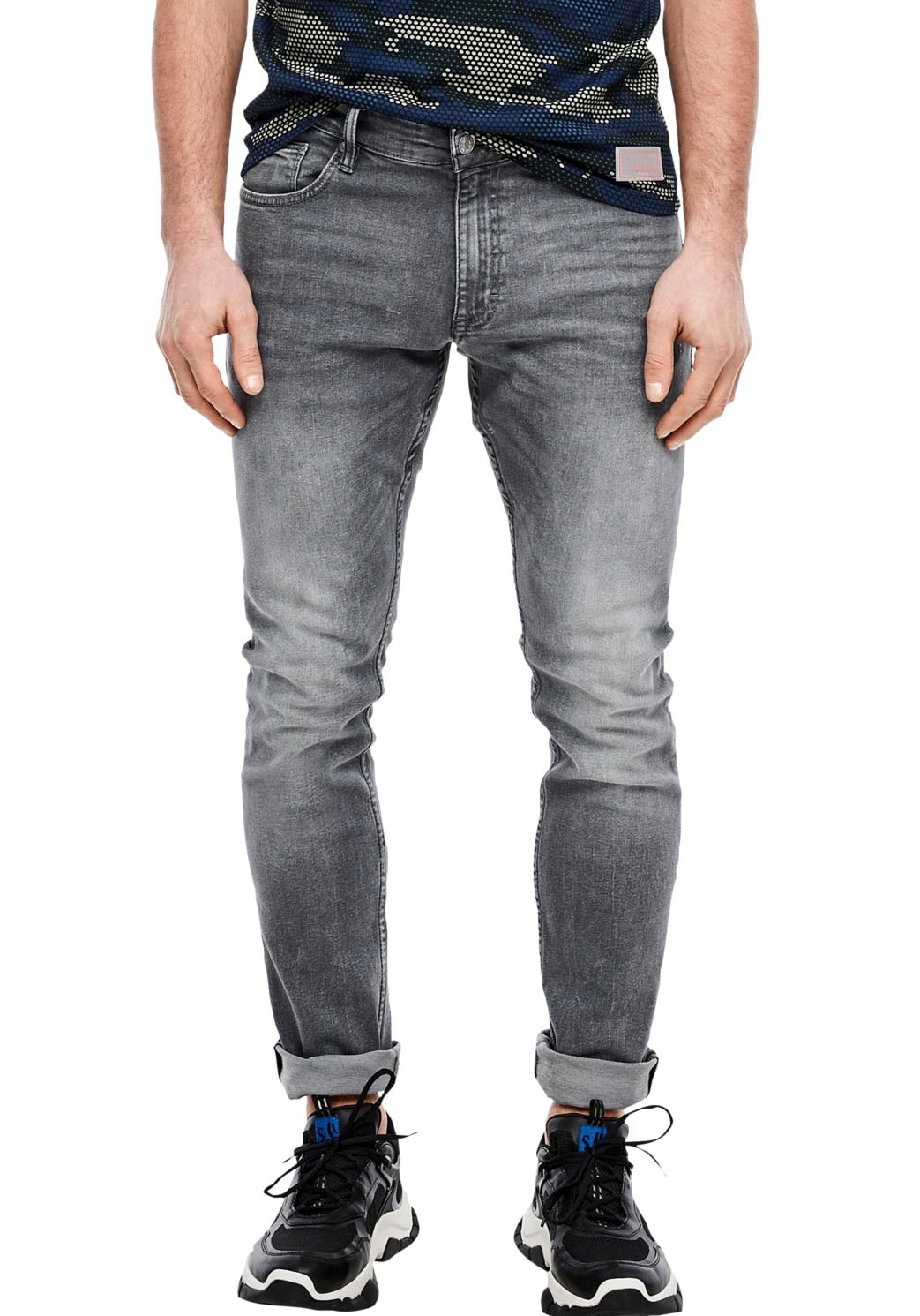 QS 5-Pocket-Jeans, mit leichten Abriebeffekten