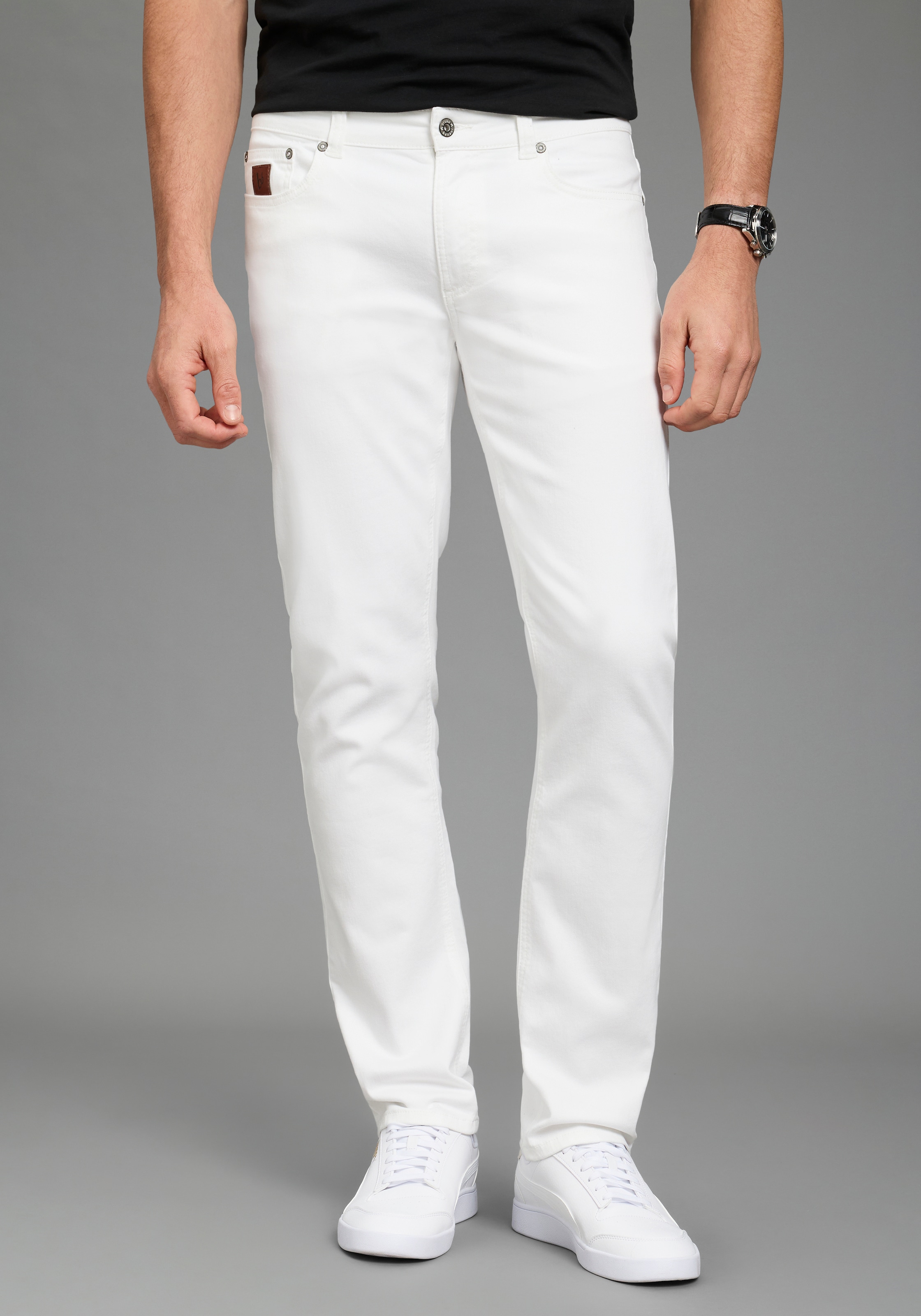 Bruno Banani Straight-Jeans "Hutch" gerade geschnittenes Bein, niedrige Leibhöhe, reguläre Passform