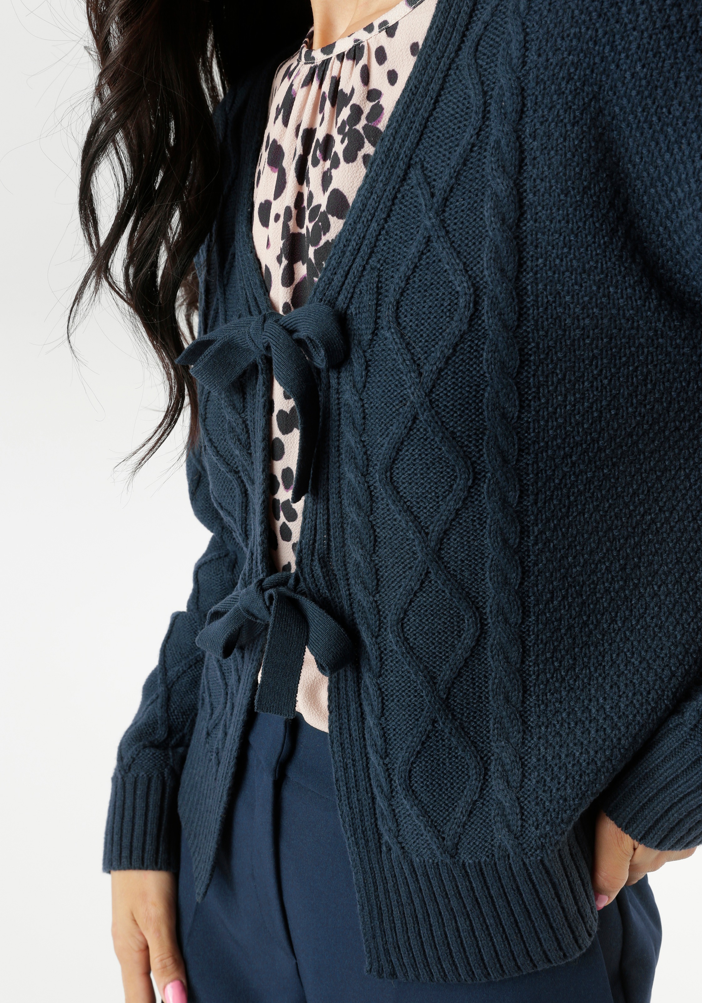 Aniston SELECTED Strickjacke, mit Zopf- und Rautenmuster - NEUE KOLLEKTION