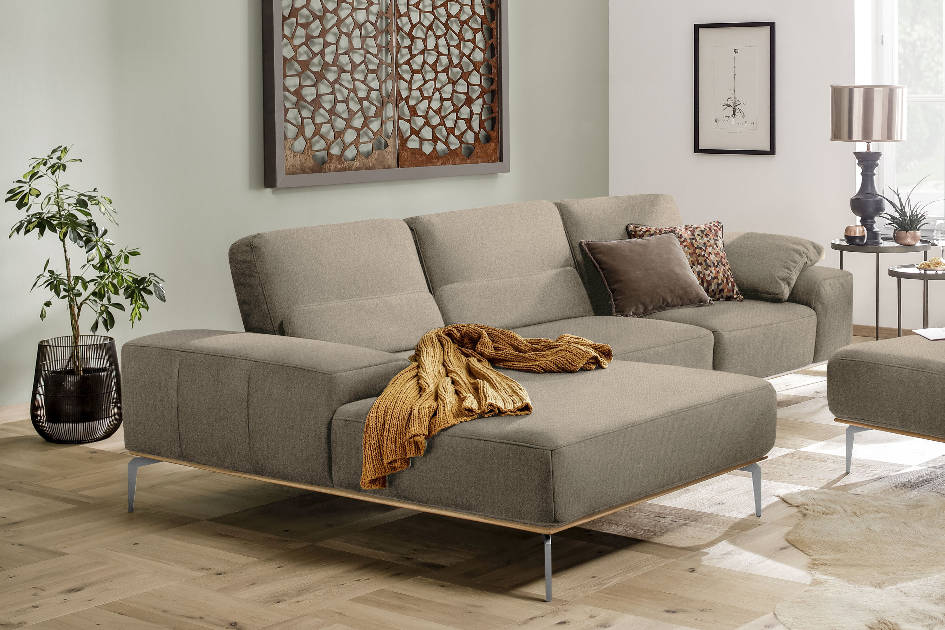 W.SCHILLIG Ecksofa "run, Designsofa mit tollem Sitzkomfort, bequem, L-Form" mit elegantem Holzsockel, Füße in Chrom glänzend, Breite 319 cm