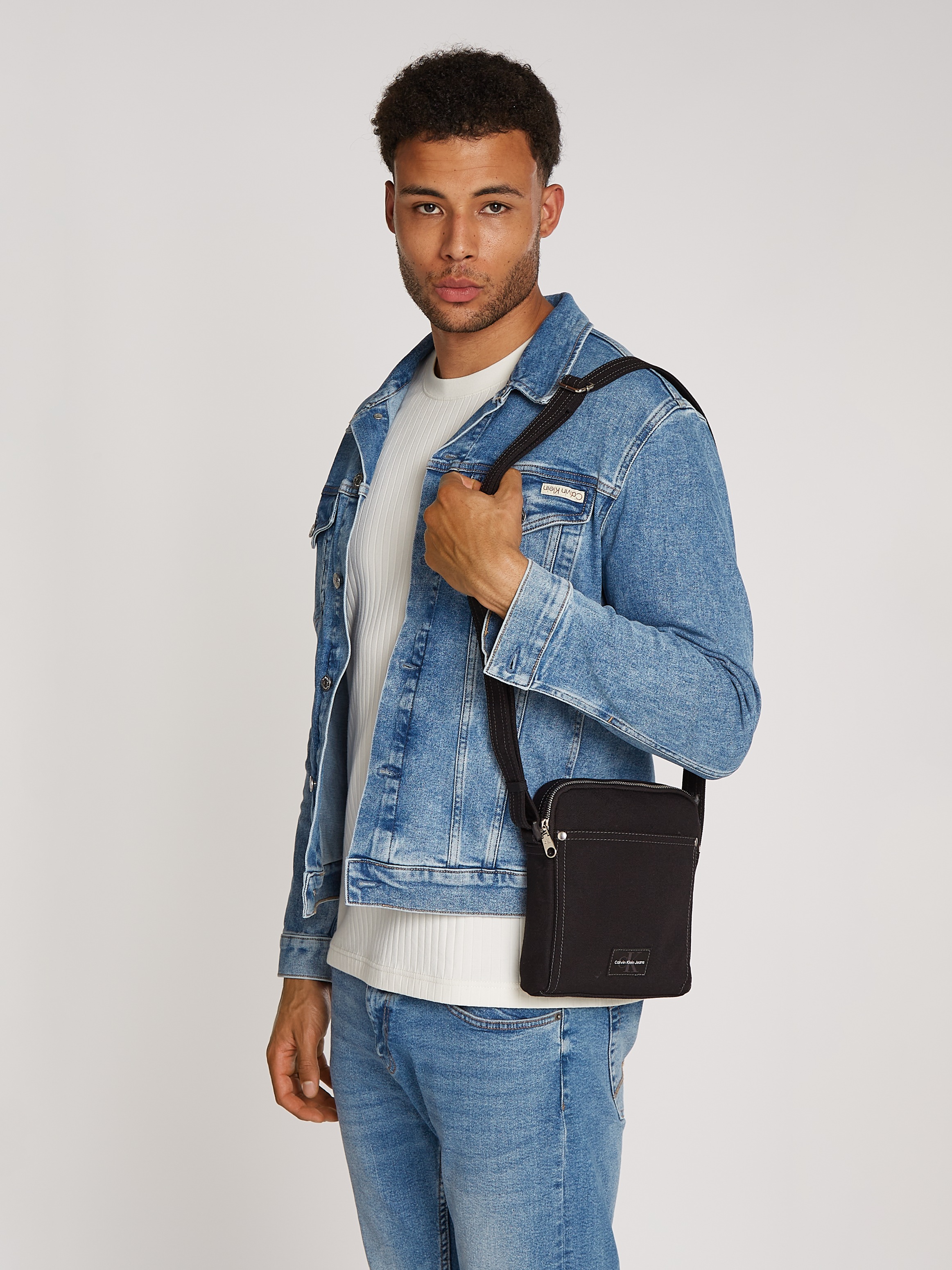 Calvin Klein Jeans Umhängetasche »SPORT ESSENTIALS REPORTER18 W«, Schultertasche, Mini Bag, Tasche Herren