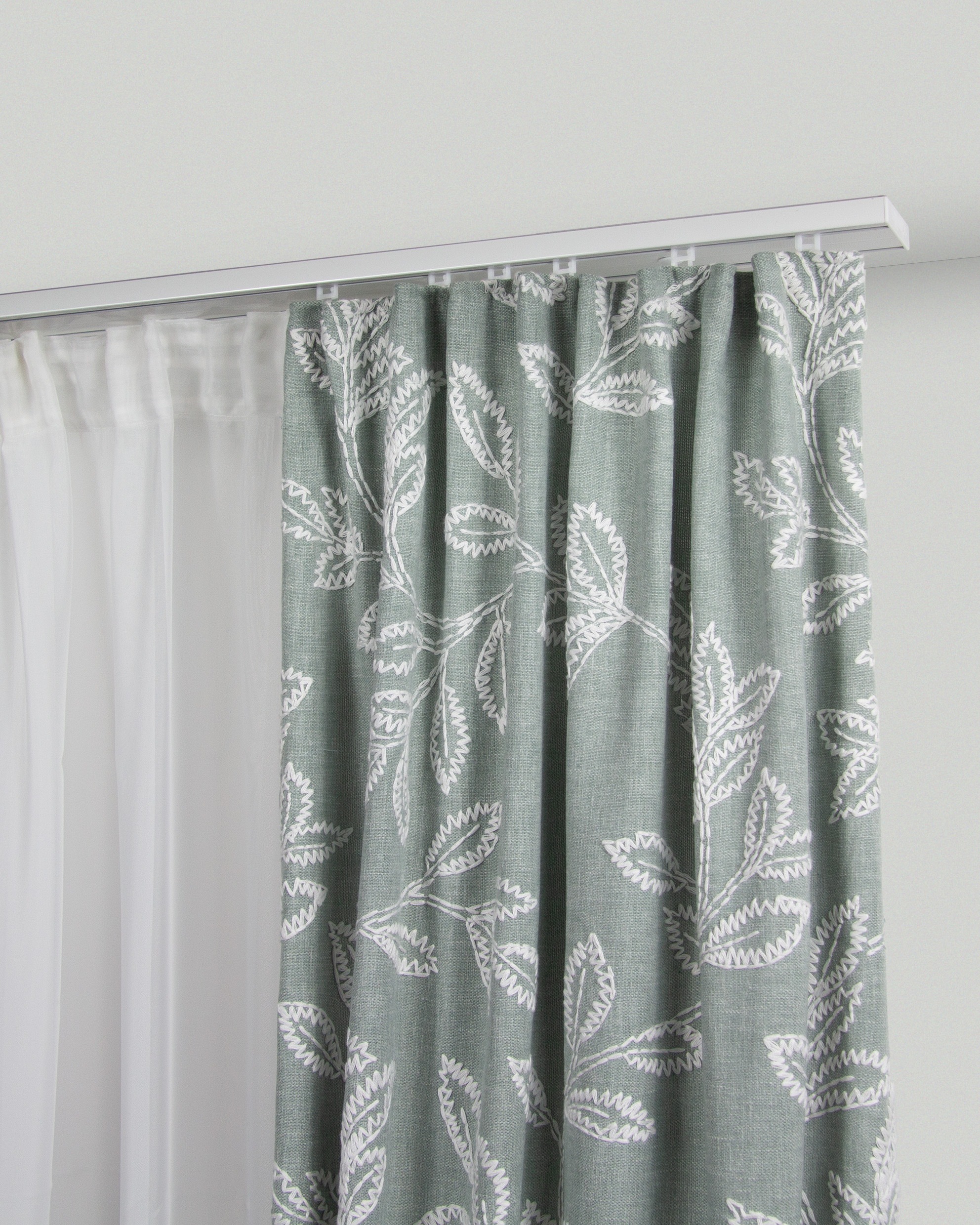 GARESA Gardinenschiene "Profil 363 Deckenmontage" Ø 20 mm 2 läufig-läufig W günstig online kaufen