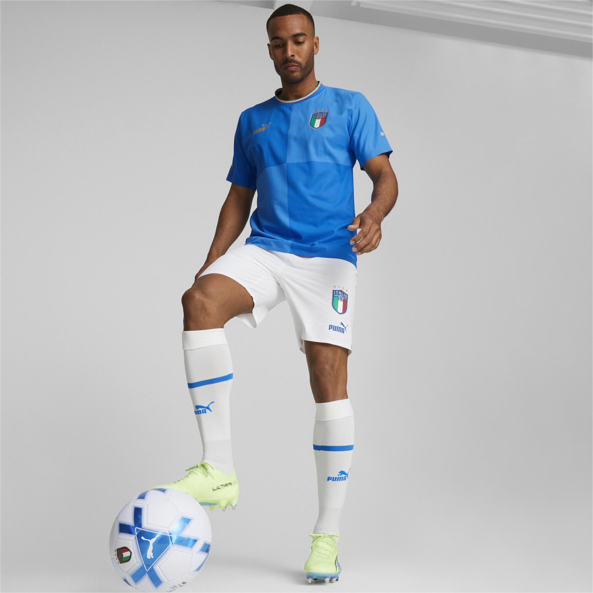 PUMA Trainingsshirt »Italien 22/23 Authentisches Heimtrikot Herren Performance Fit«