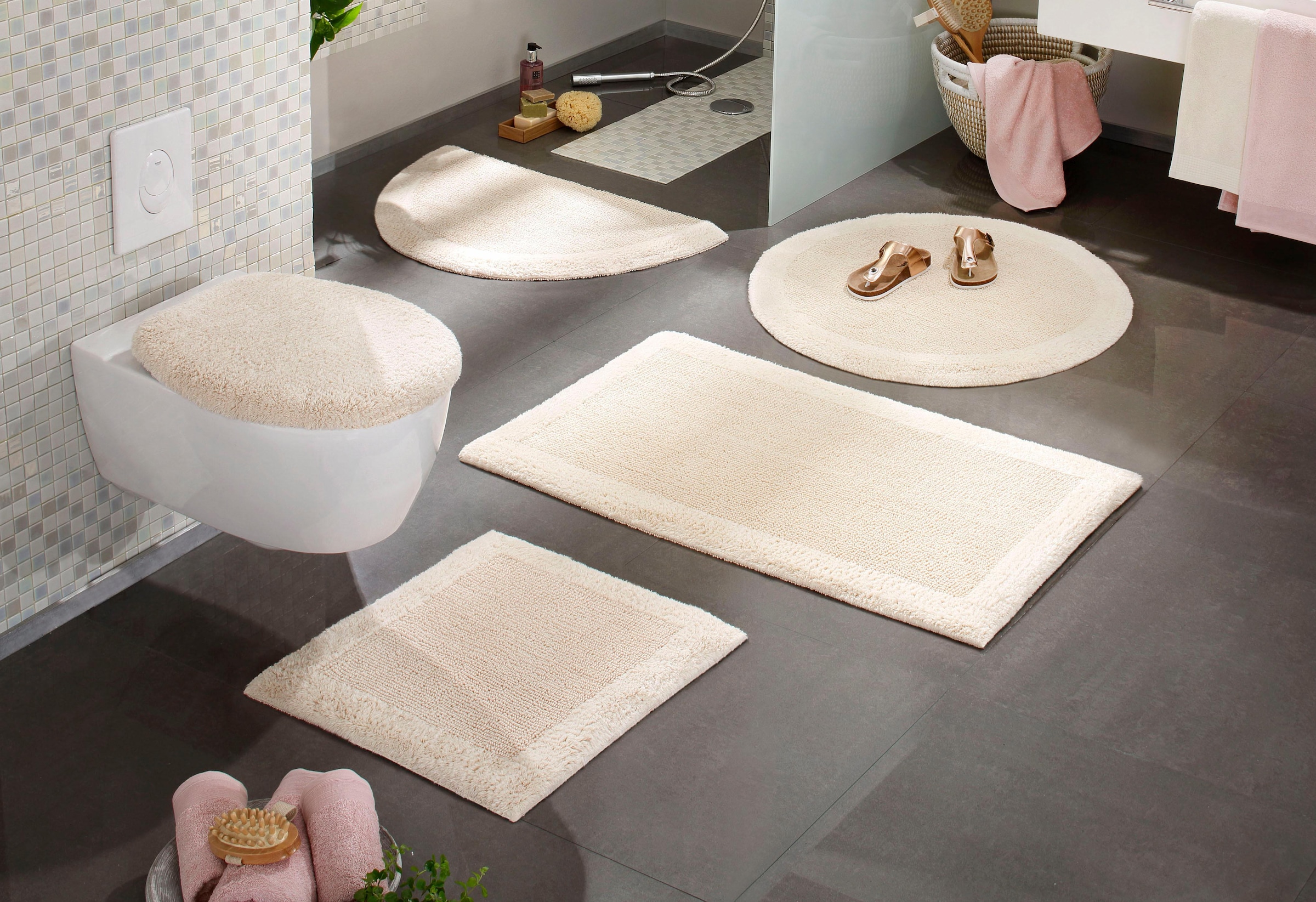 my home Badematte »Kapra, Badvorleger, Badezimmer Teppich«, beidseitig nutzbar-fußbodenheizungsgeeignet-strapazierfähig, mit Bordüre, Badteppich, Badematte