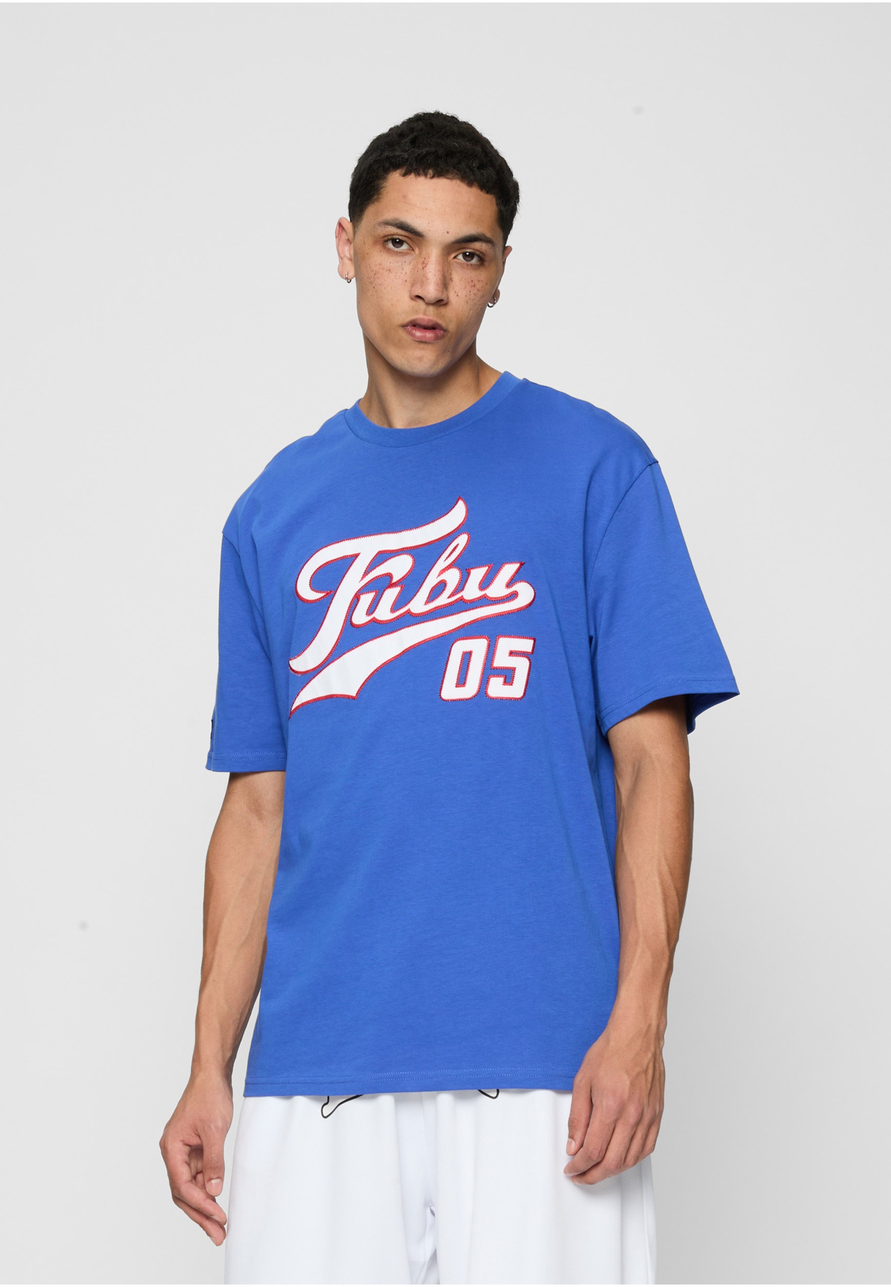 Thumbnail - Fubu T-Shirt "Fubu FBMQ12111BLU Fubu Varsity T-Shirt" 1 Stk.
