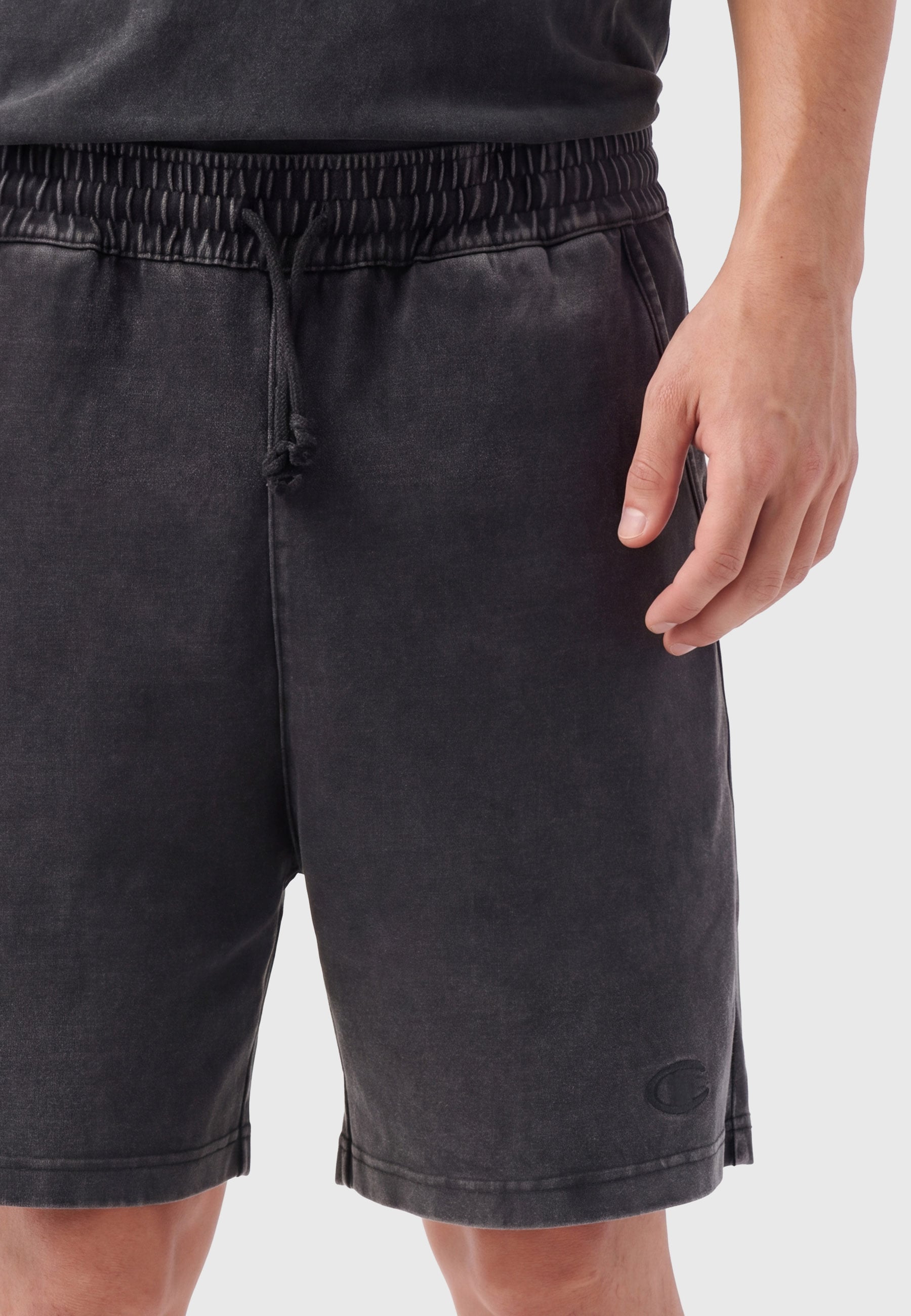 Champion Sweatshorts »Bermuda«  sportlicher Stil, für sportliche Aktivitäten, aus Baumwolle gefertigt