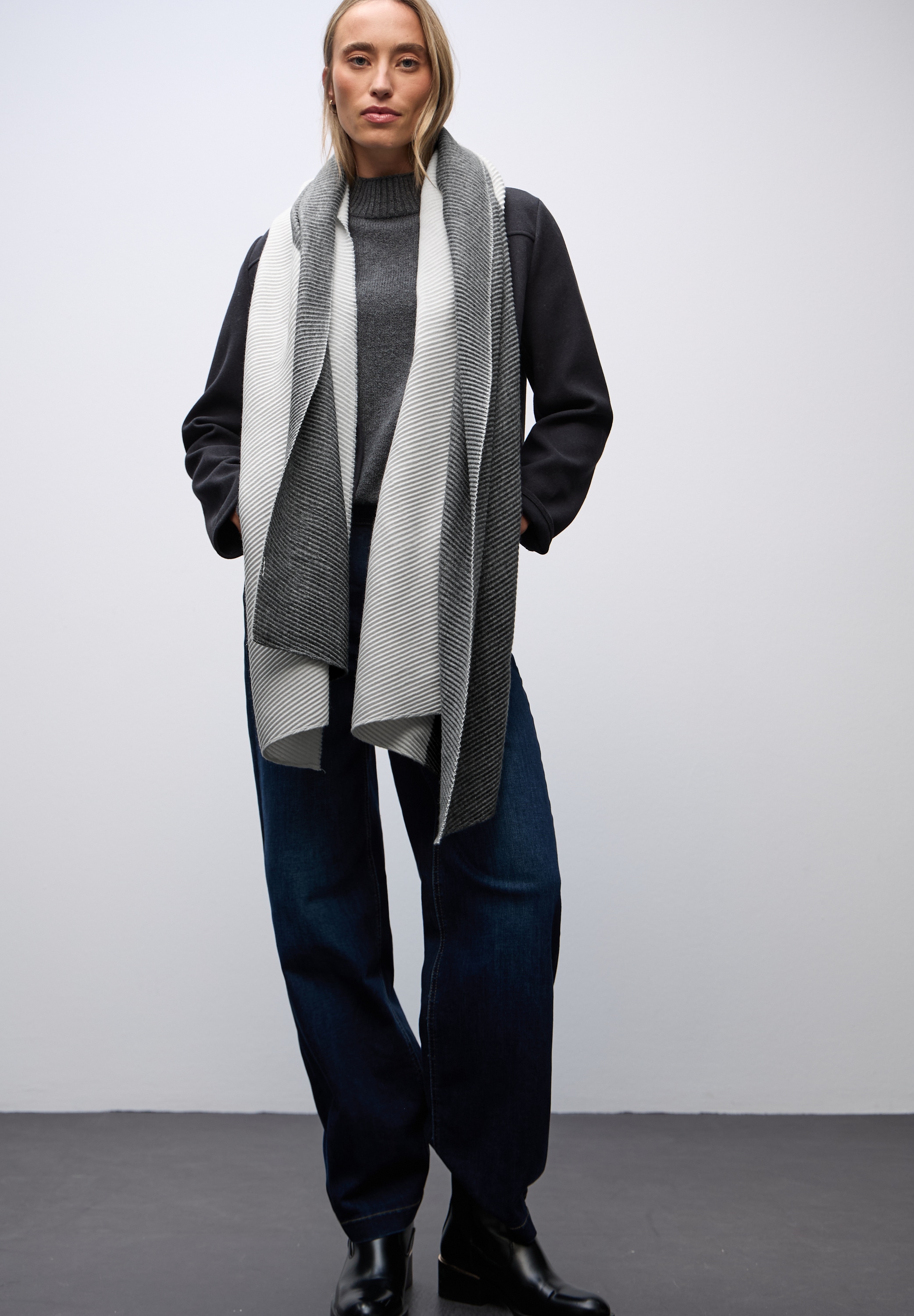 STREET ONE Schal im Plissée Look günstig online kaufen