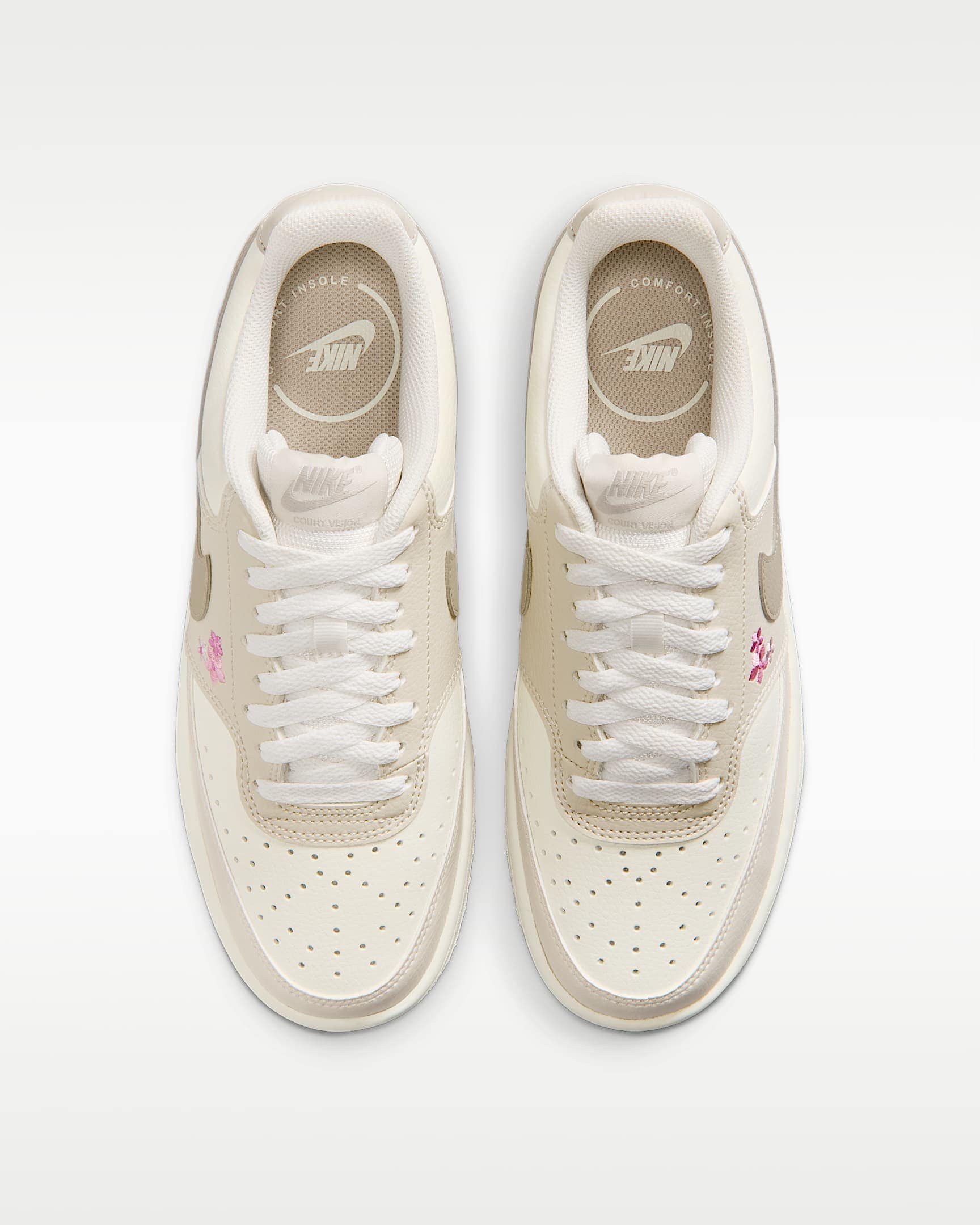 Nike Sportswear Sneaker »WMNS COURT VISION LOW SE«  inspiriert vom Design des Nike Air Force