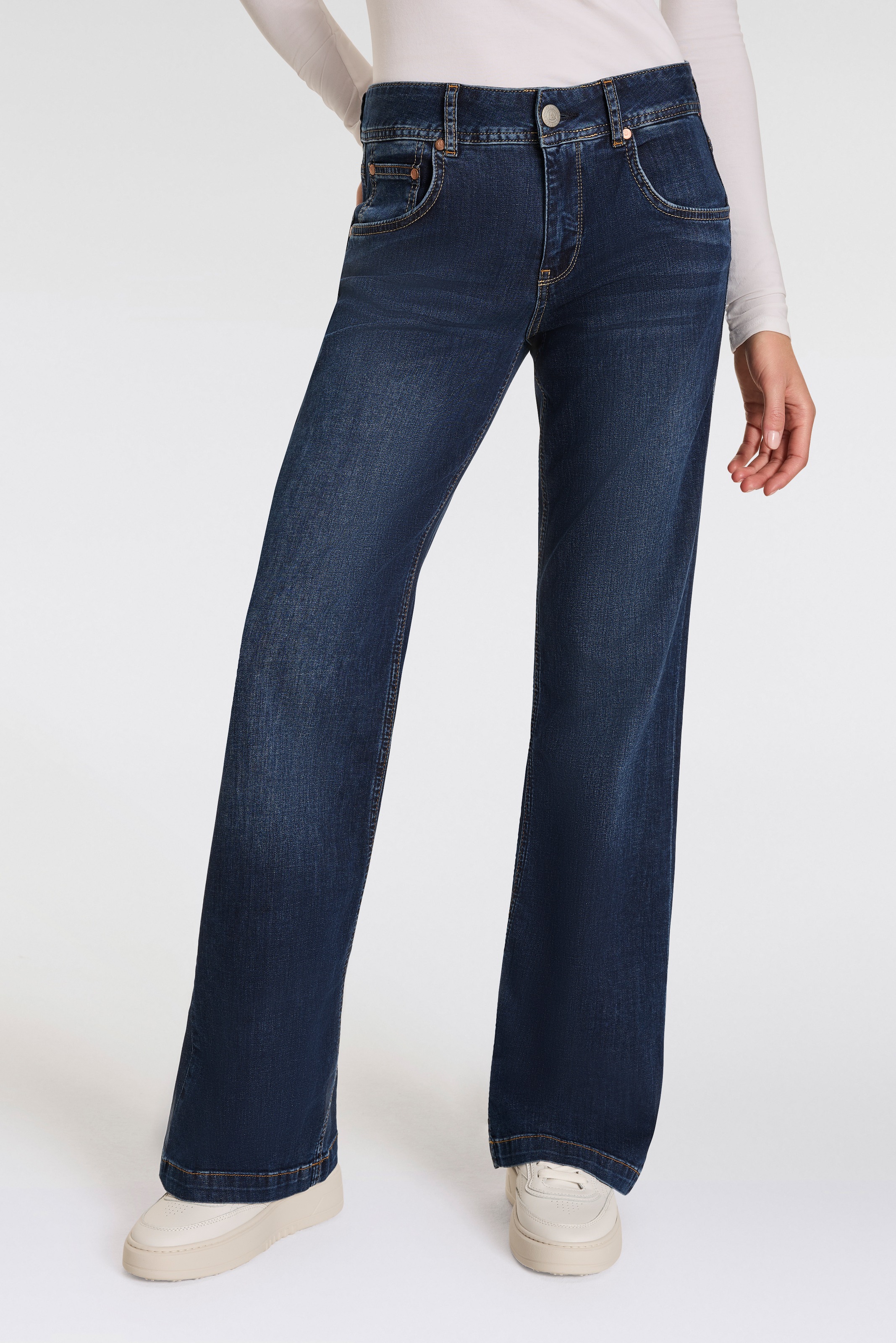 Herrlicher 5-Pocket-Jeans "Edna Denim Light" im Flared Fit günstig online kaufen