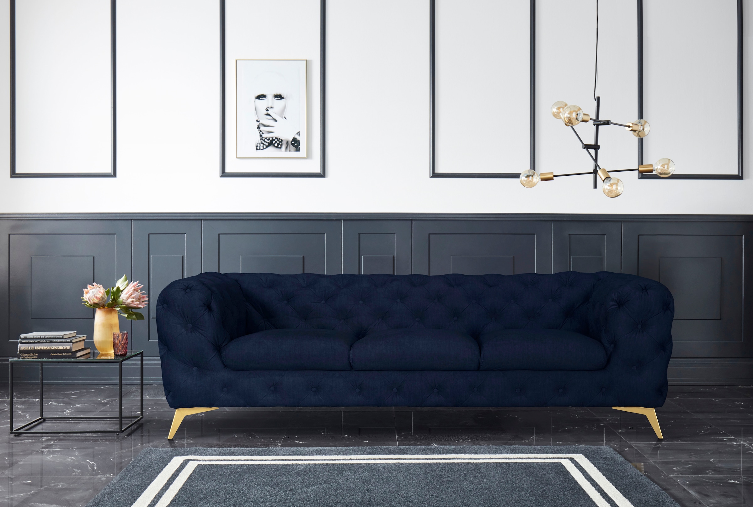 Leonique Chesterfield-Sofa »Glynis«, aufwändige Knopfheftung, moderne Chesterfield Optik, Fußfarbe wählbar