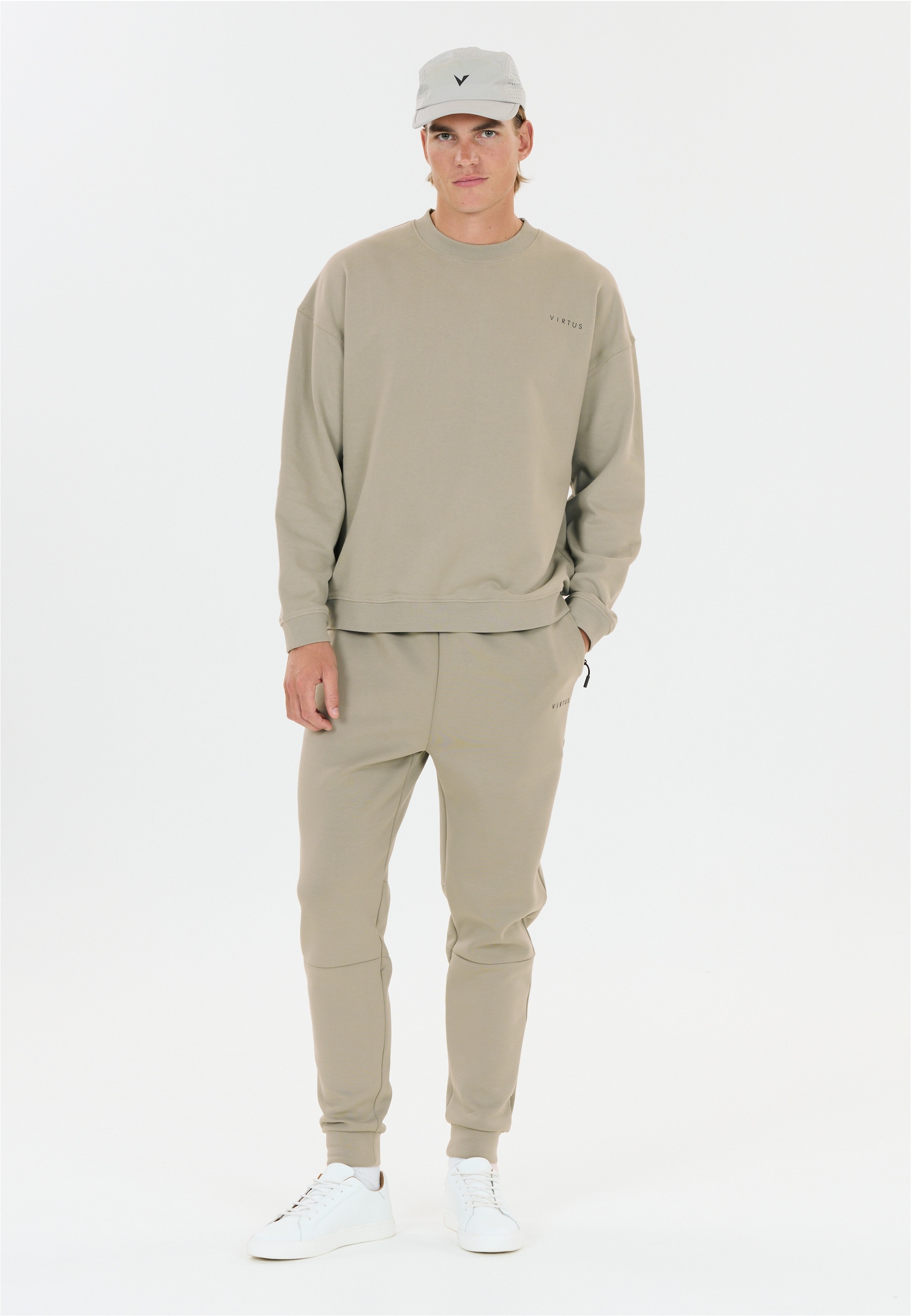 Virtus Sweathose »Taro V2«  mit praktischen Seitentaschen