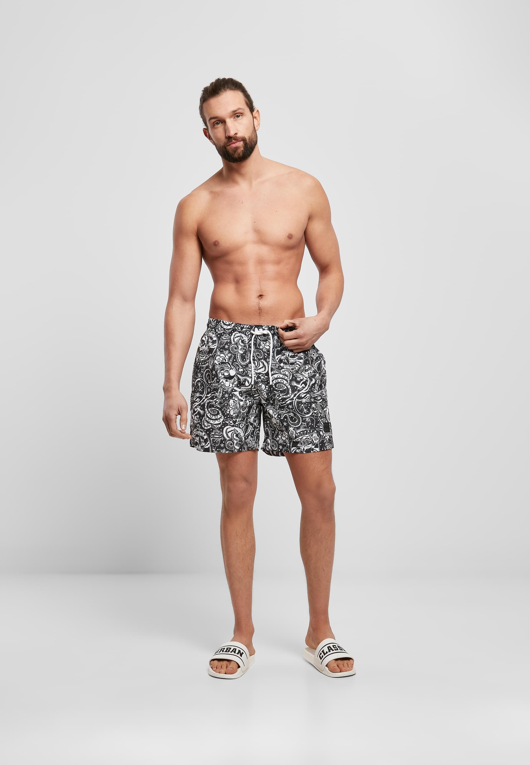 URBAN CLASSICS Badeshorts »Urban Classics Herren Pattern Swim Shorts«