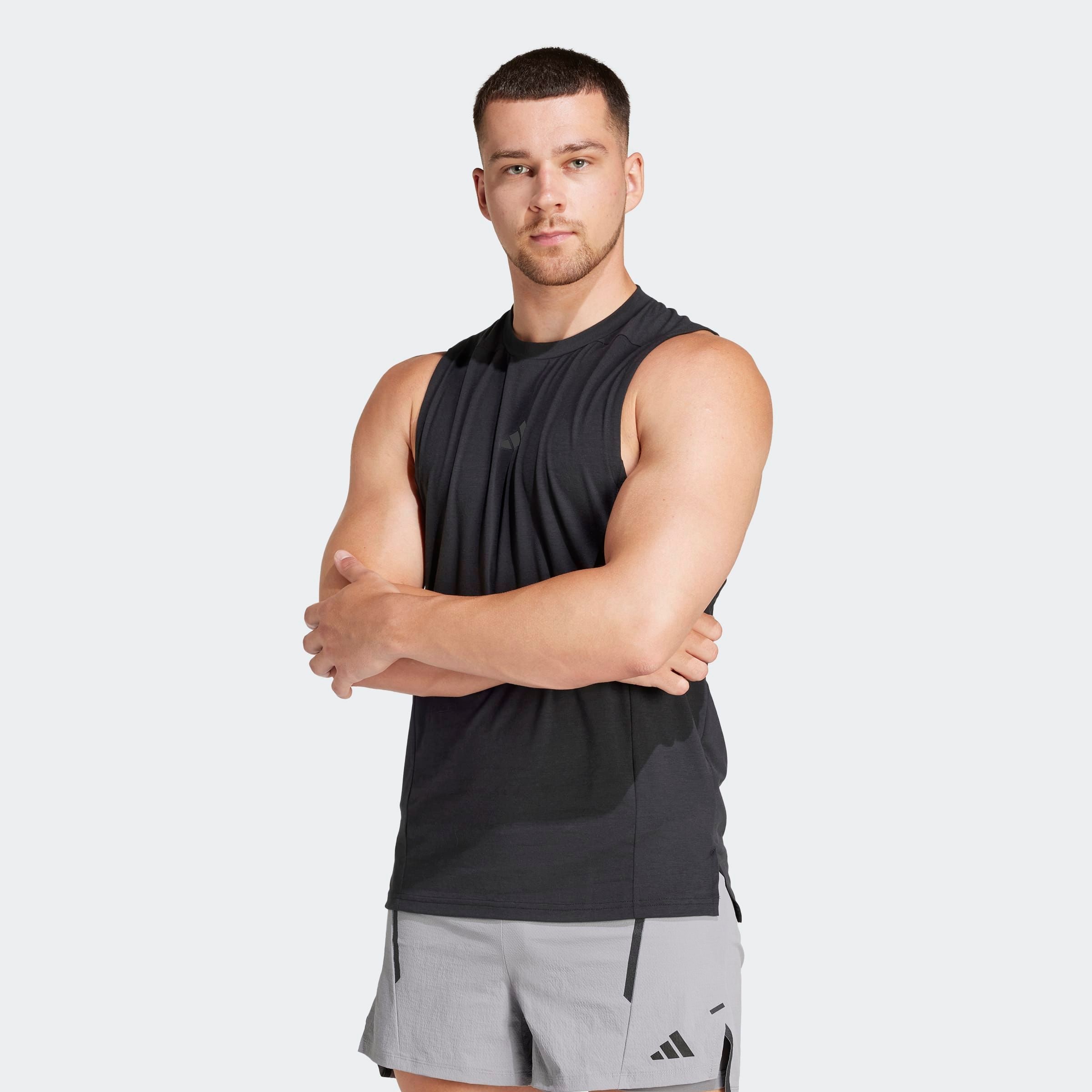 adidas Performance Tanktop "D4T TANK" mit Rundhalsausschnitt, ohne Verschluss, sportlicher Schnitt