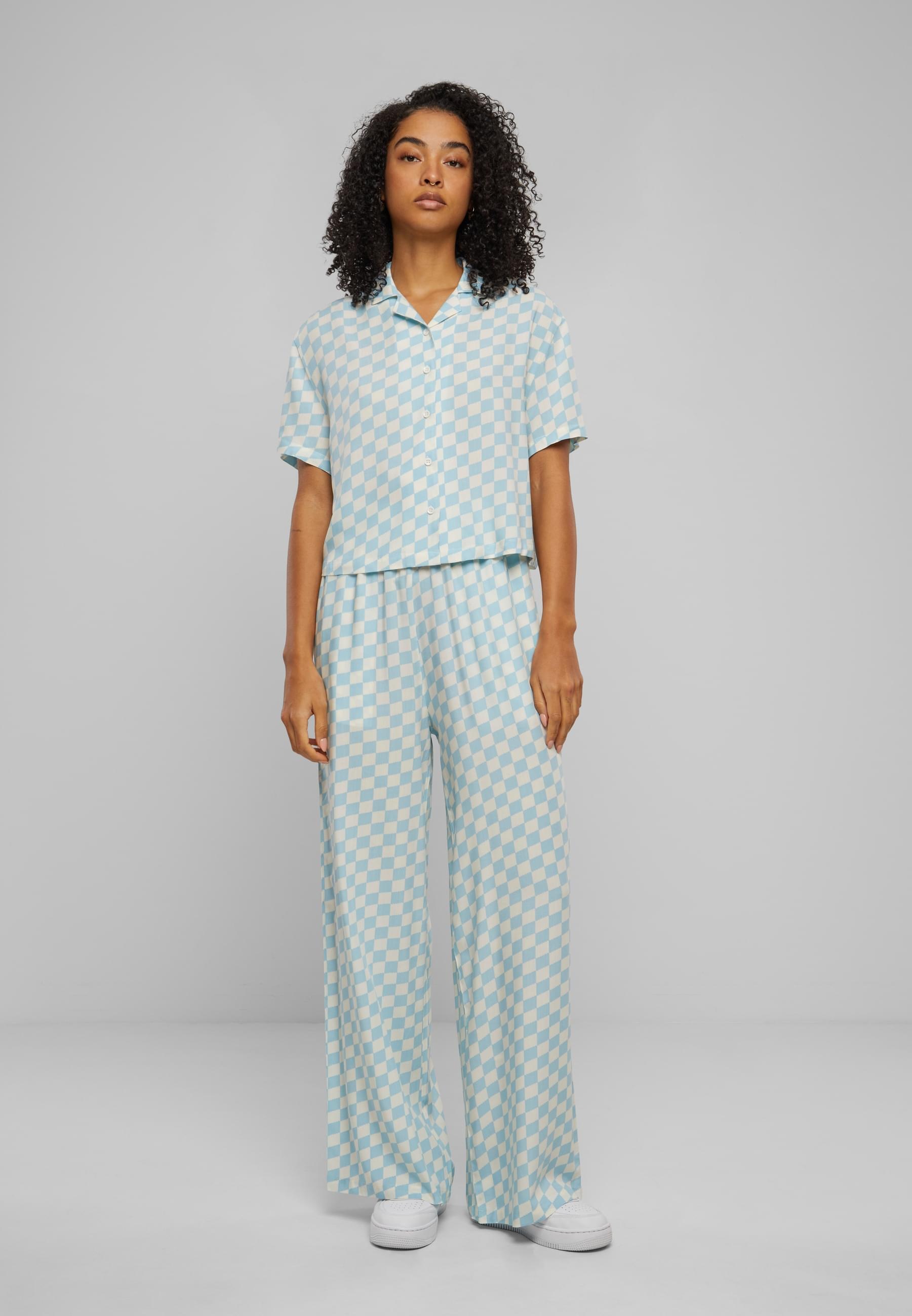 URBAN CLASSICS Stoffhose »Urban Classics Damen Ladies Viscose Resort Pants«, (1 tlg.)