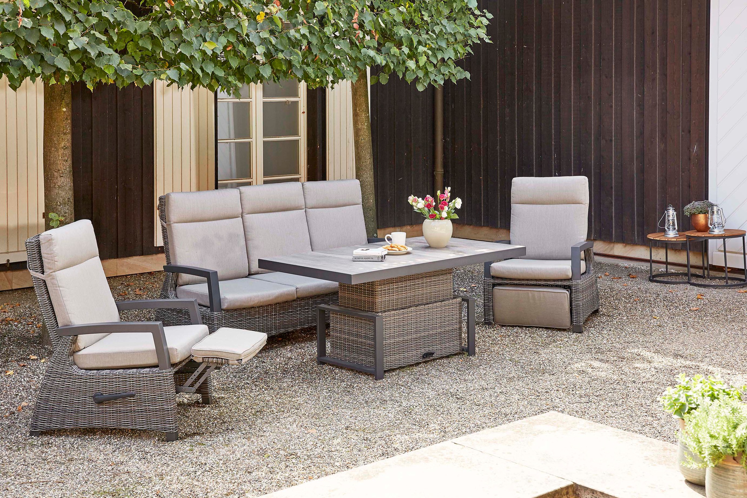 Gartenlounge-Set SIENA GARDEN "Corido", grau (charcoal grau, matt anthrazit), B:90cm H:103cm T:160cm, Aluminium, Keramik, Polypropylen, Sitzmöbel-Sets, bestehend aus 2 Sesseln, 1 Sofa, 1 Tisch und 5 Auflagen 3
