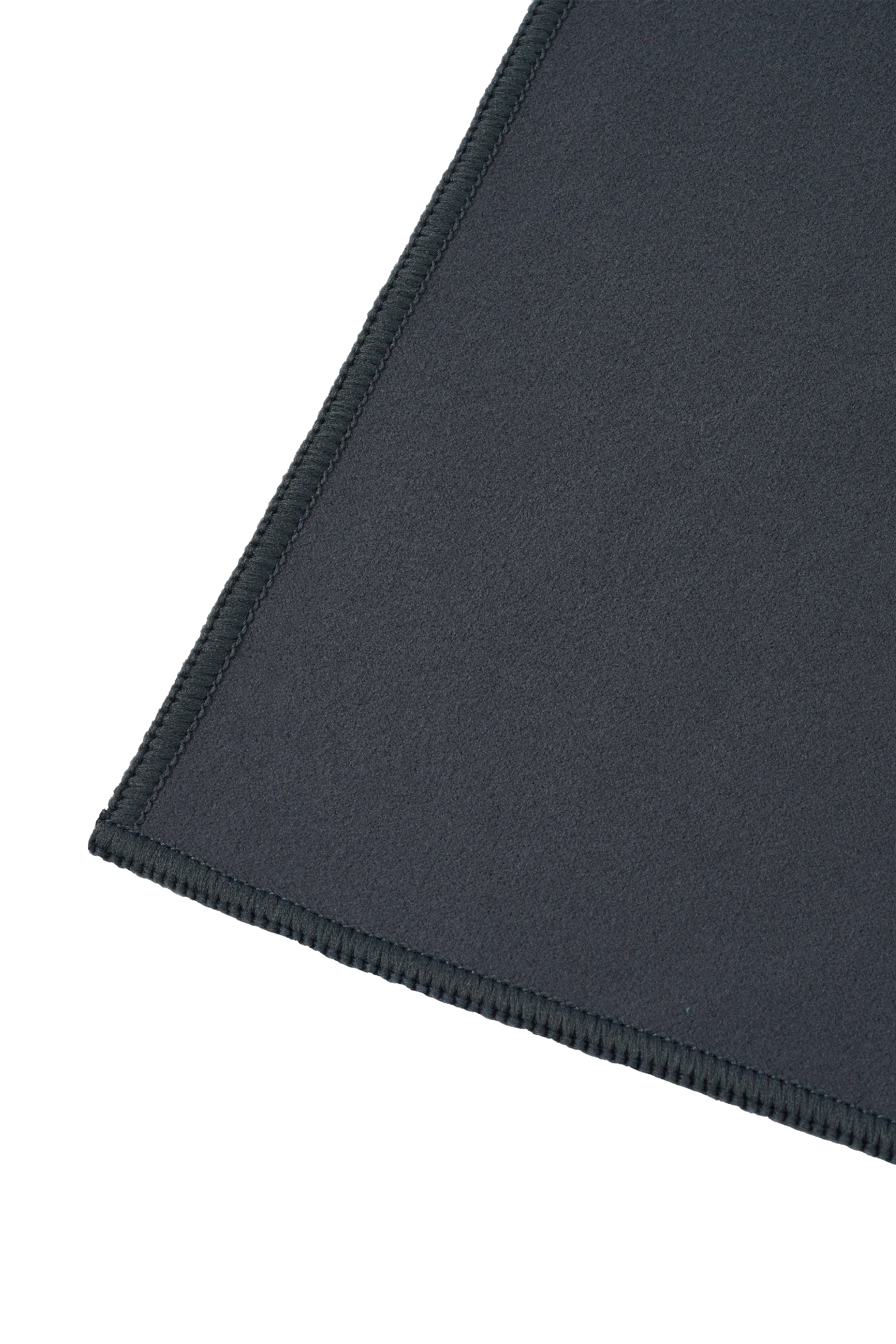 OTTO home Sporthandtuch »Leoa, Serie, 4 Handtücher«, (4 St., 4er Set 70/140), sehr leicht, kompakt, schnelltrocknend, Mikrofaser mit Kontrastnaht