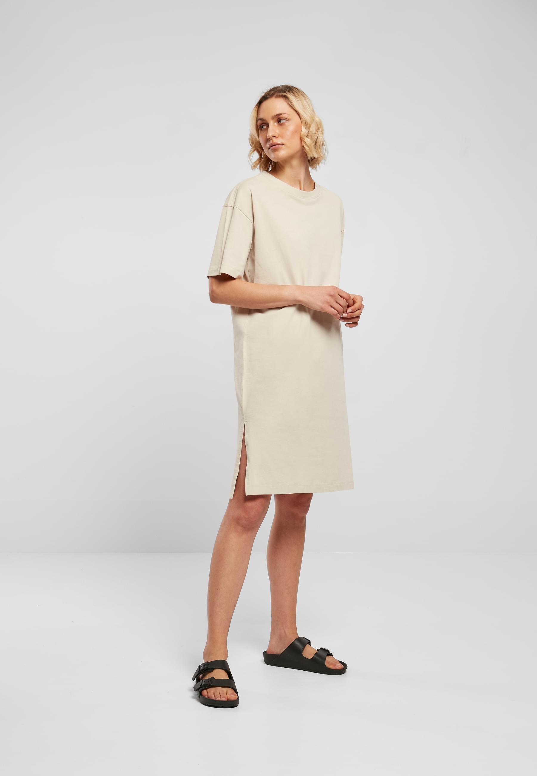 URBAN CLASSICS Shirtkleid »Urban Classics Damen Ladies Organic Oversized Slit Tee Dress«, (1 tlg.)