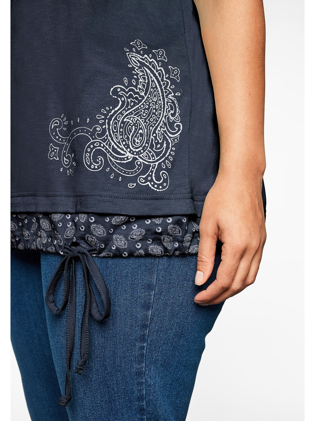 Sheego T-Shirt mit Tunnelzug »Große 2-in-1-Optik und in bestellen | für BAUR Print Größen«