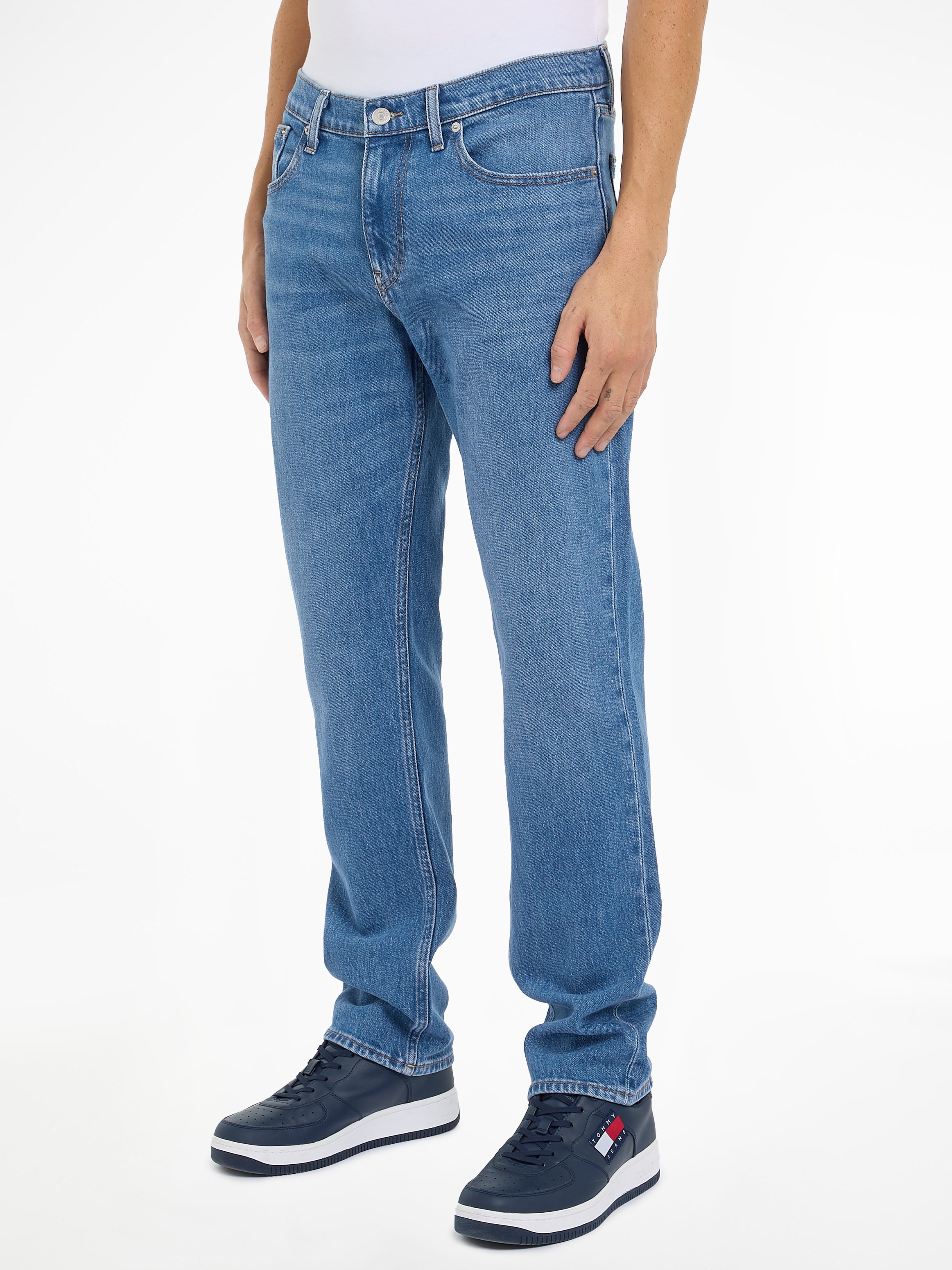 Regular-fit-Jeans »RYAN RGLR STRGHT«, mit Logoprägung