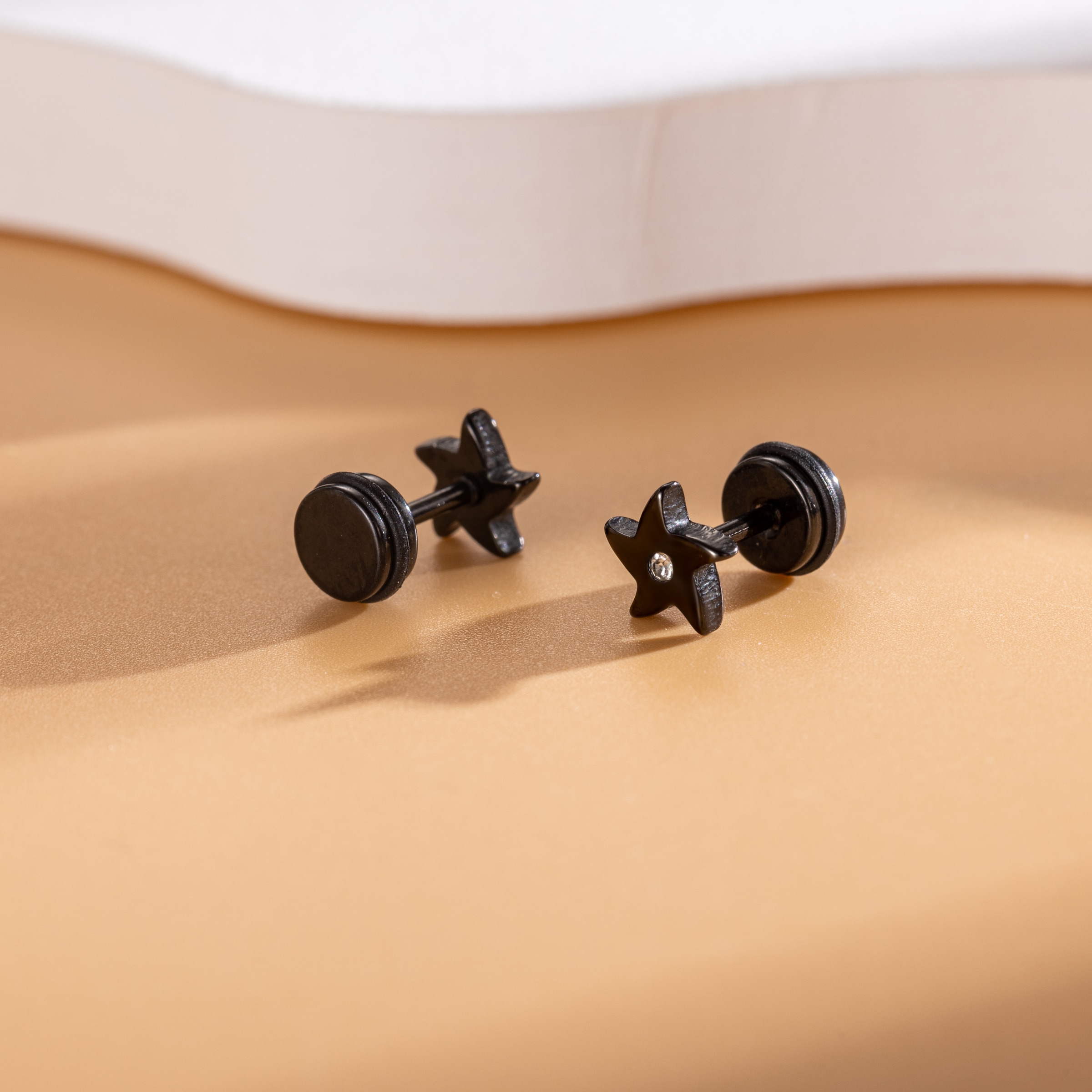 Firetti Paar Ohrstecker »Schmuck Geschenk Edelstahl Ohrschmuck Ohrringe Stern« mit Zirkonia (synth.)