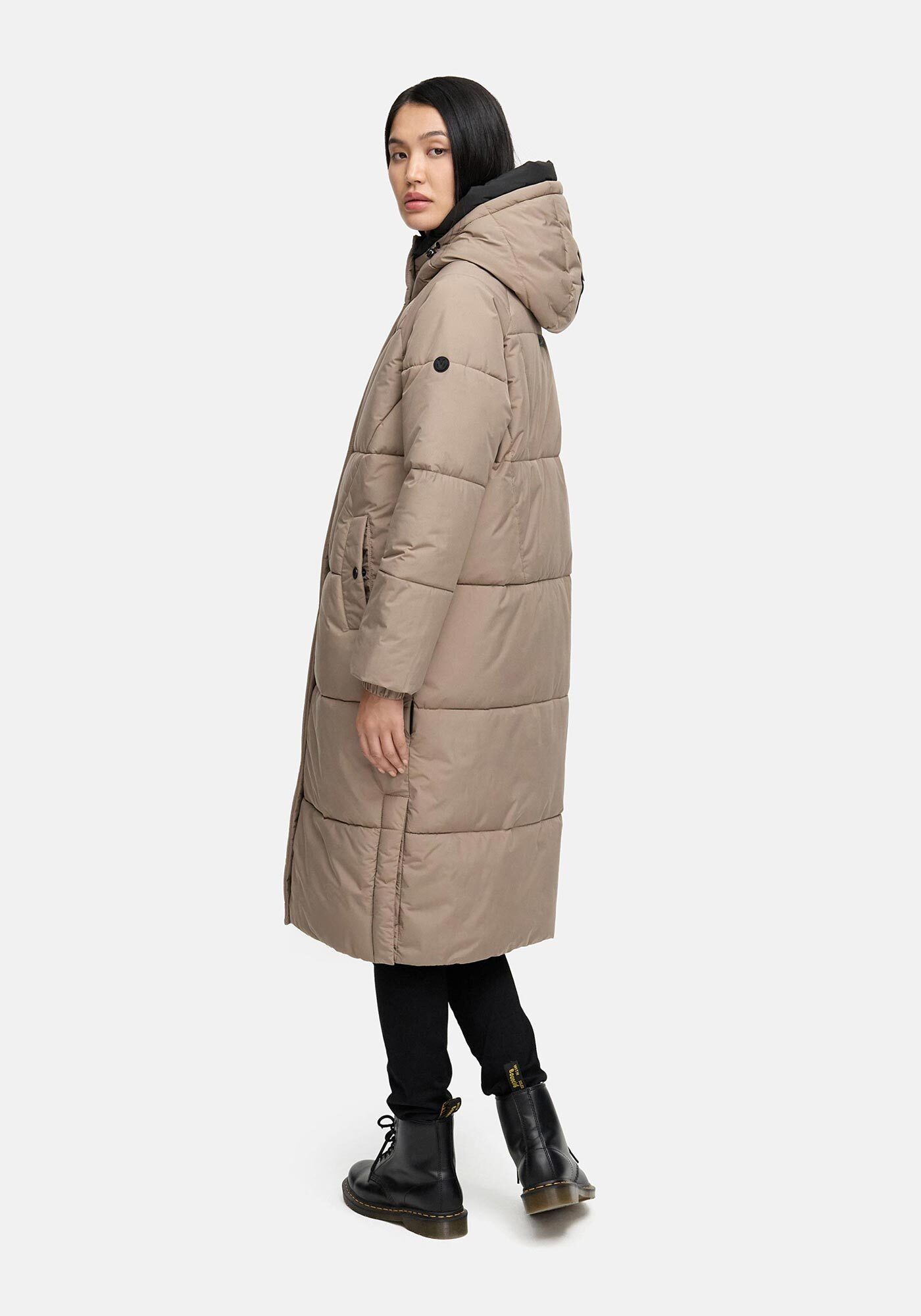 Marikoo Winterjacke »Yaskaa«, Bewegungsschlitze mit Druckknopfverschluss