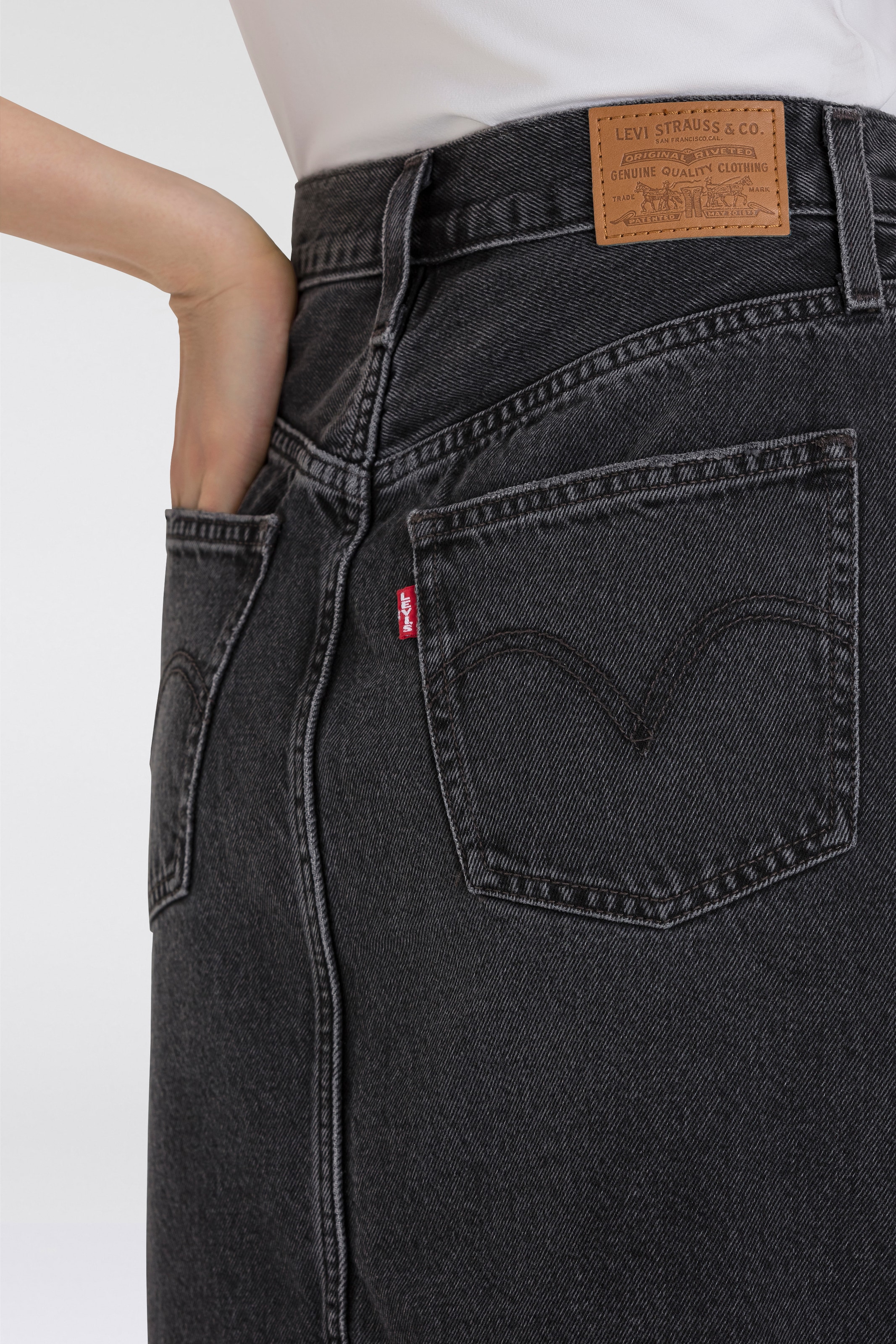 Levi's® Jeansrock »HR BACK SLIT SKIR«, mit Schlitz hinten
