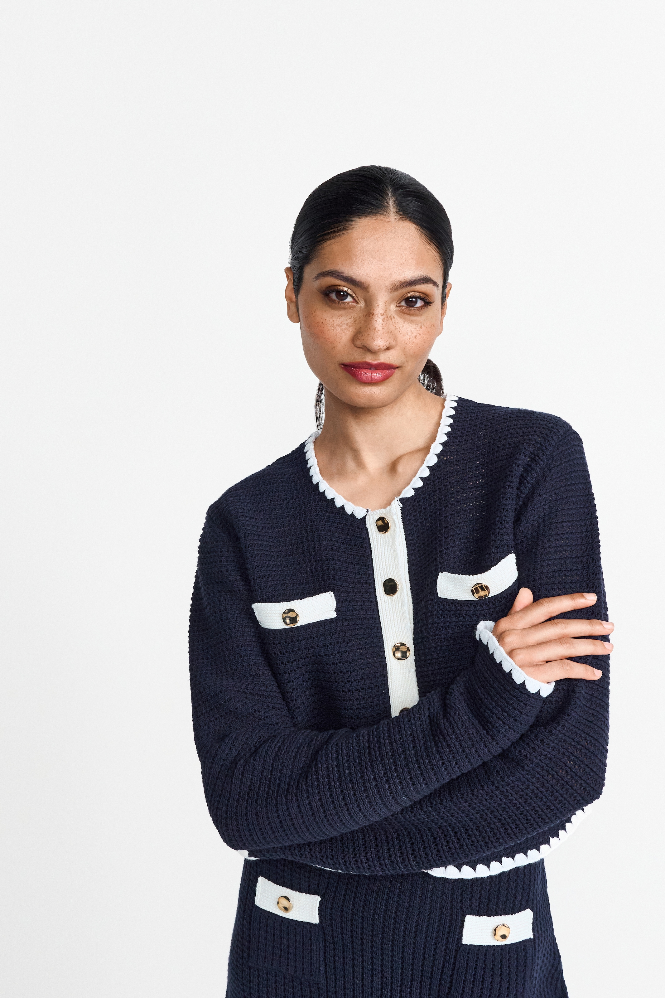 RICHROYAL Strickjacke, Mit Verzierung an Ausschnitt, Saum und Ärmeln günstig online kaufen