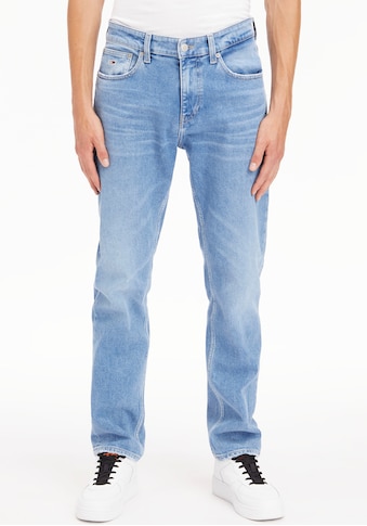 Tommy Jeans Jeansshorts »HOT PANT SHORT BG0036«, mit Destroyed- und Abriebeffekten kaufen