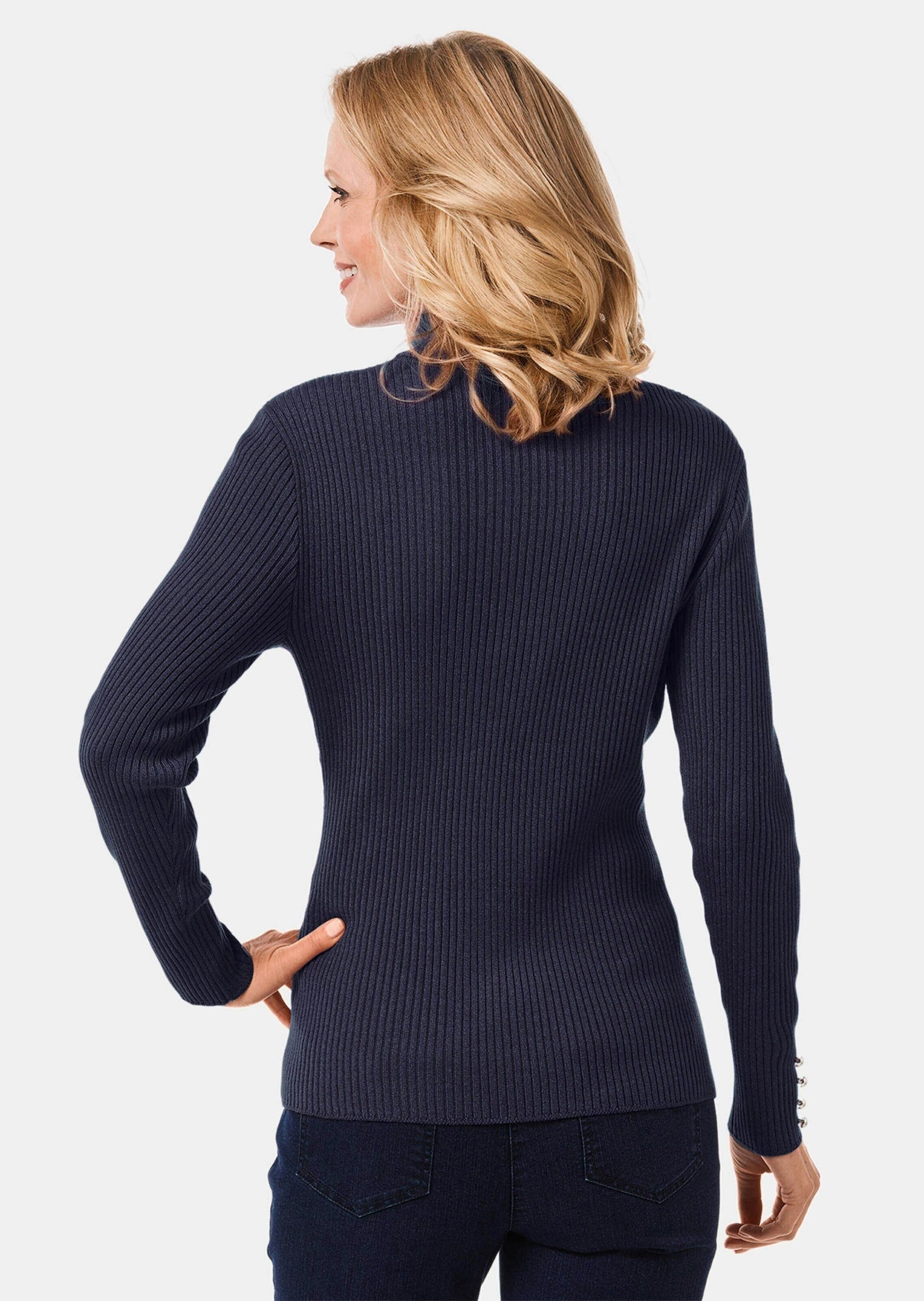 GOLDNER Rollkragenpullover »Rollkragenpullover Eleganter Rollkragenpullover mit optischen Knöpfen«